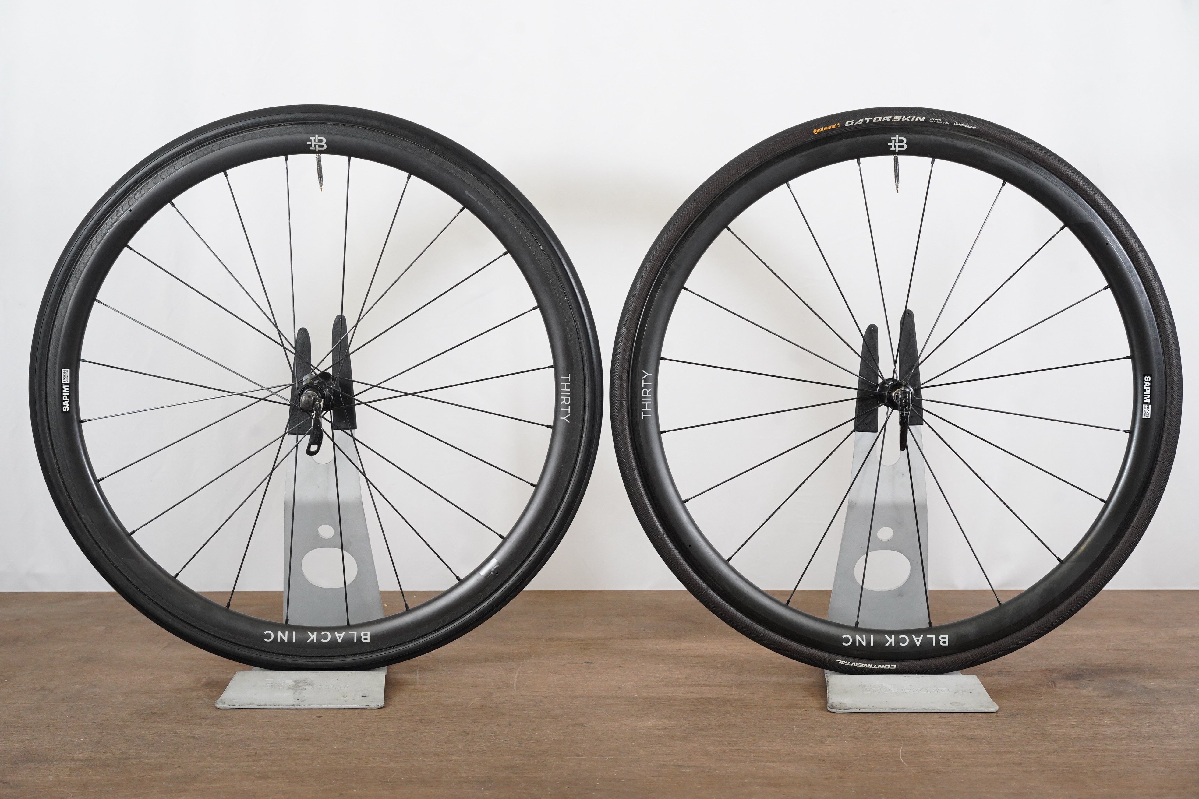 Black Inc - THIRTY FOUR Wheelset | Factor Bikes
