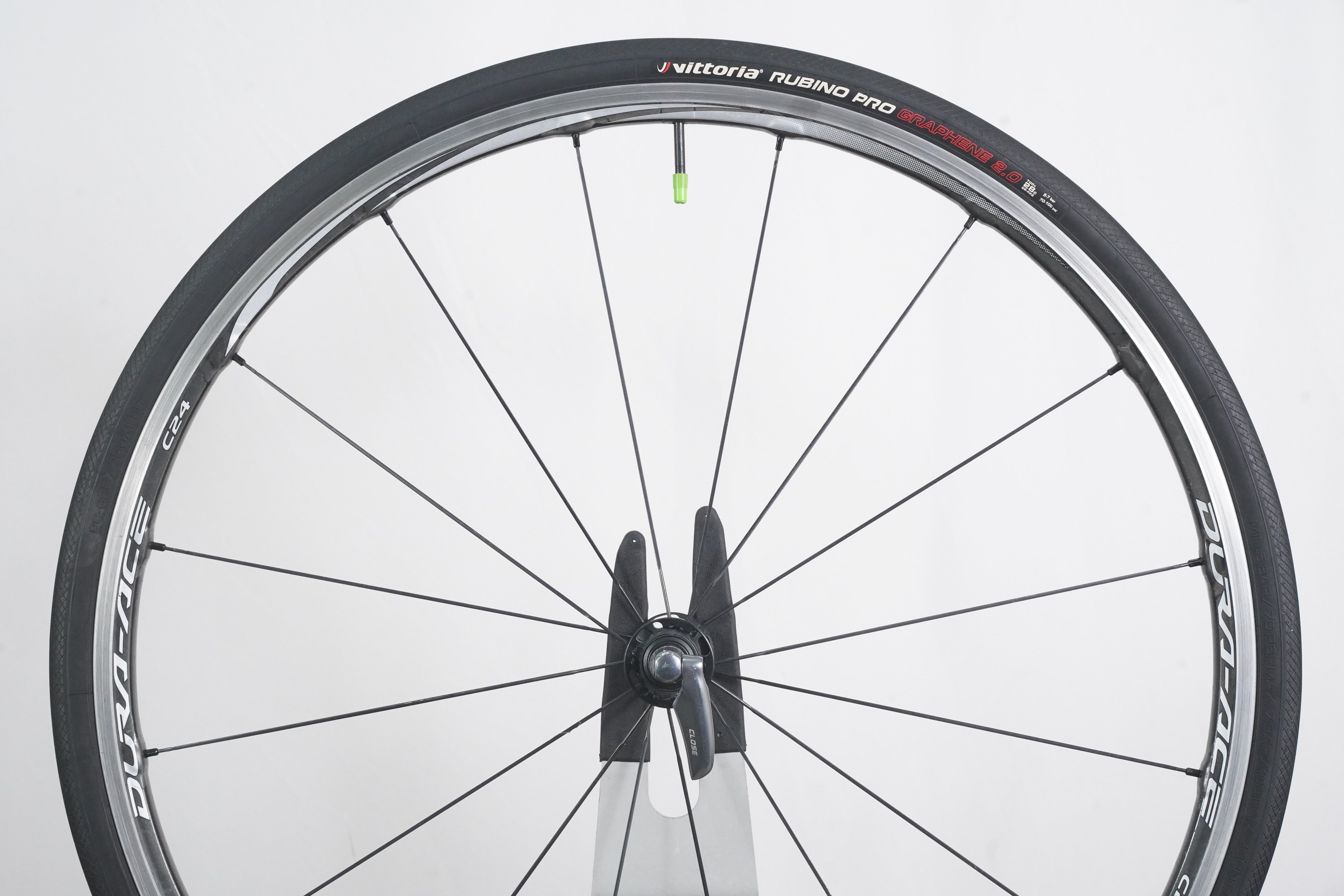 フロント縦振れ有 SHIMANO DURA-ACE C24 WH-9000 フロント縦振れ有 SHIMANO DURA-ACE C24 WH-9000 - メルカリ