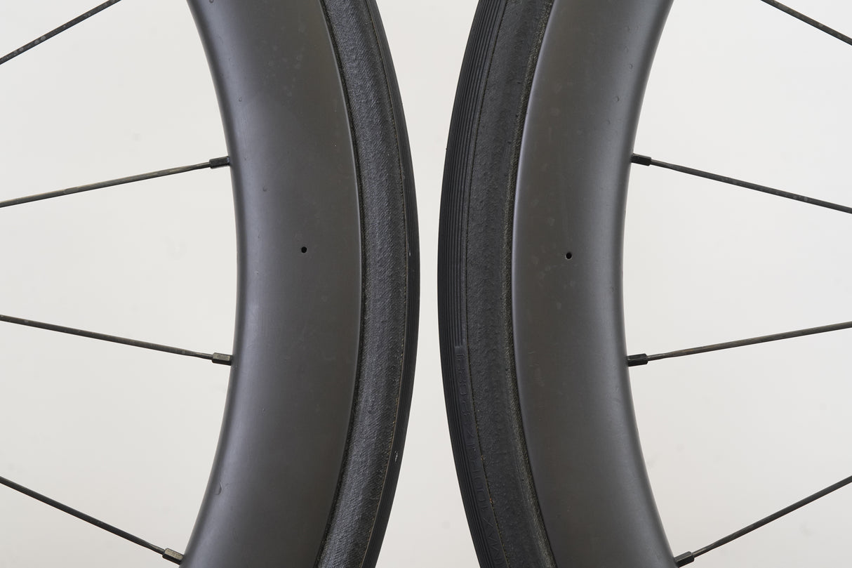 Reserve 40/44 DT Swiss 180 Tubeless Disc Brake Wheelset Campagnolo 11 Speed