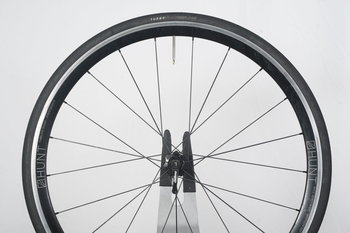 Hunt Race Aero Alloy Tubeless Clincher Rim Brake Wheelset Shimano/SRAM 11 Speed
