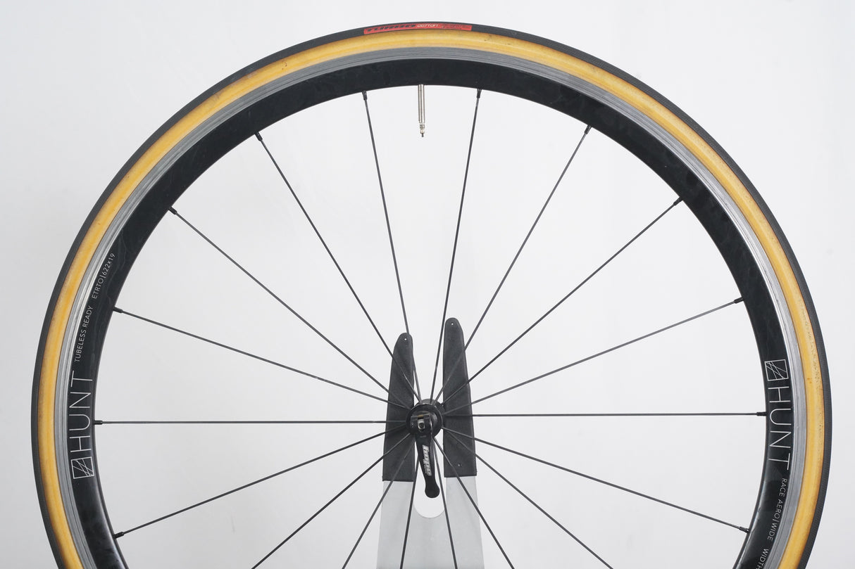 Hunt Race Aero Alloy Tubeless Clincher Rim Brake Wheelset Shimano/SRAM 11 Speed