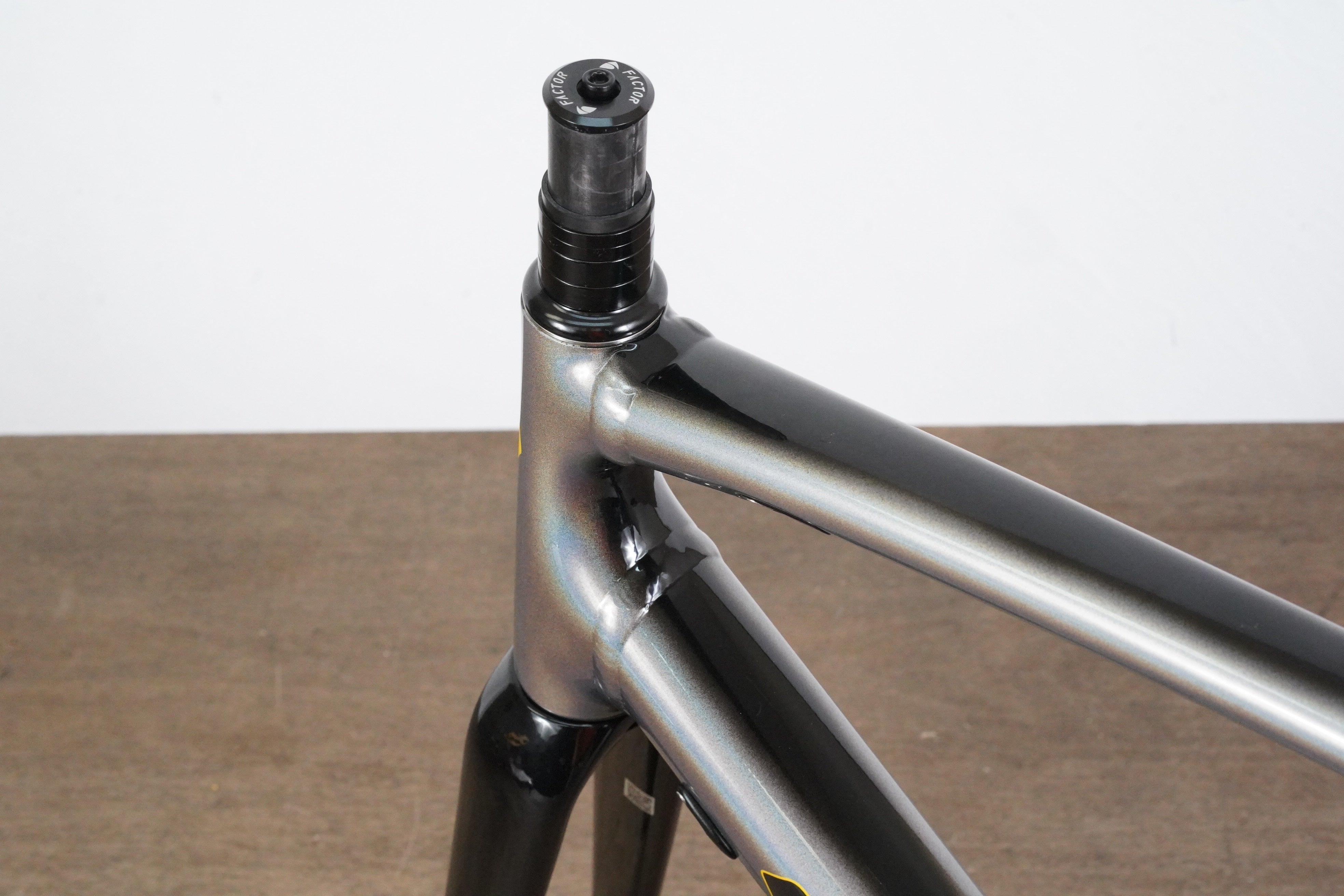 58cm Specialized Allez Sprint Sagan Edition Alloy Rim Brake