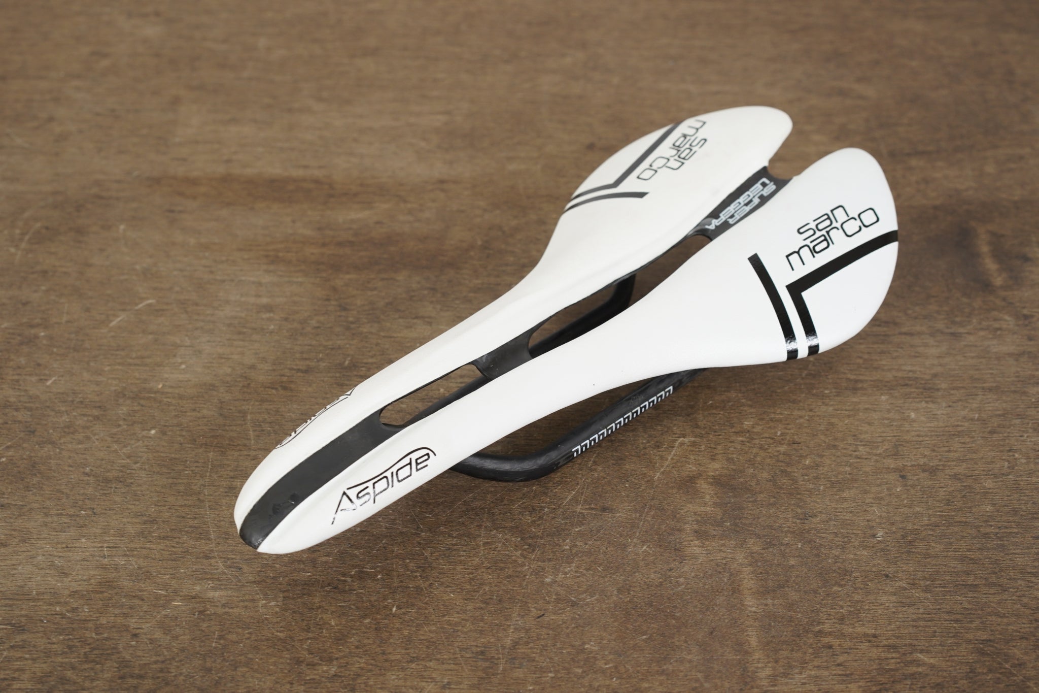 132mm Selle San Marco Aspide Superleggera Carbon Rail Road Saddle