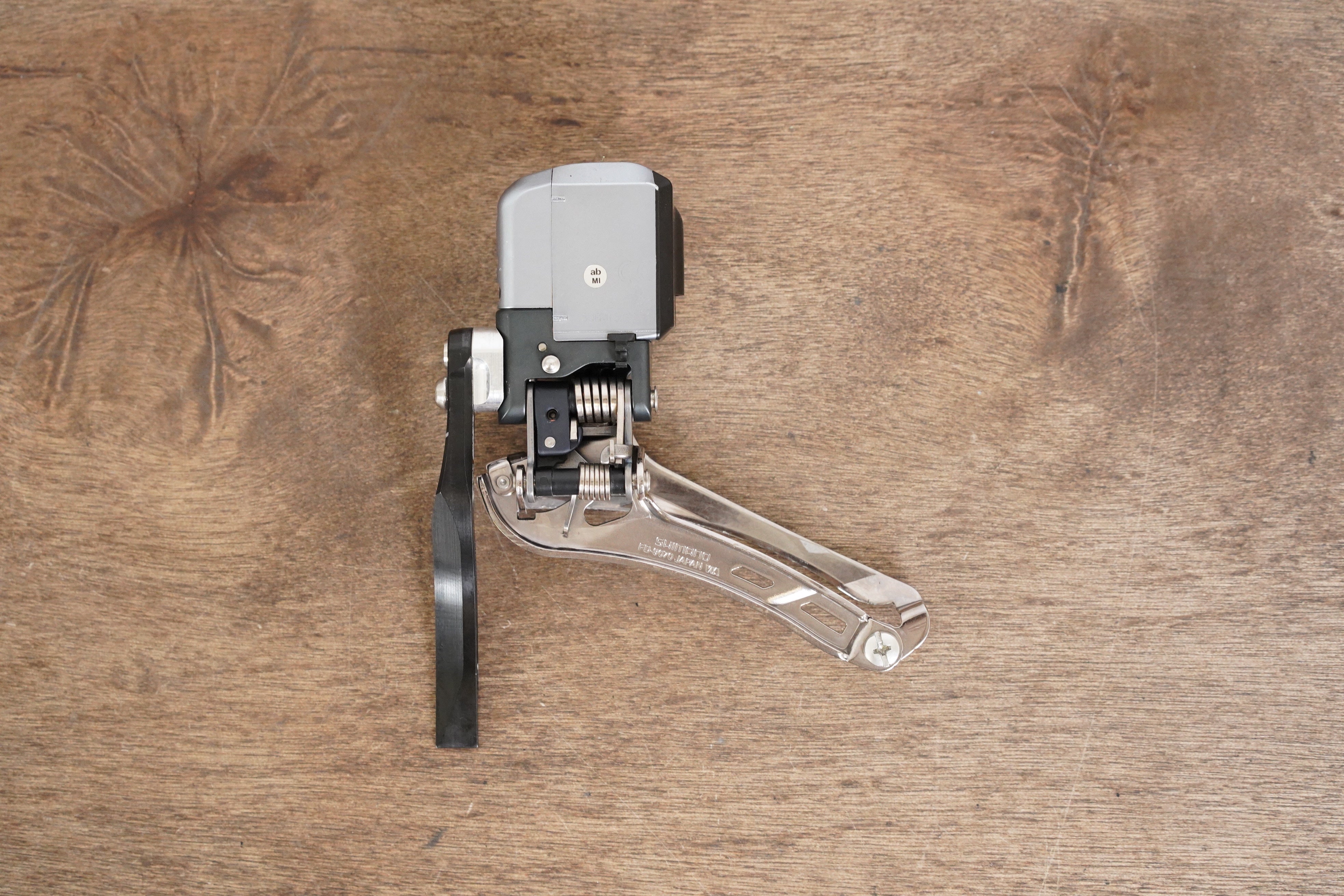 Shimano Dura-Ace FD-9070 Di2 Electronic Front Derailleur + K
