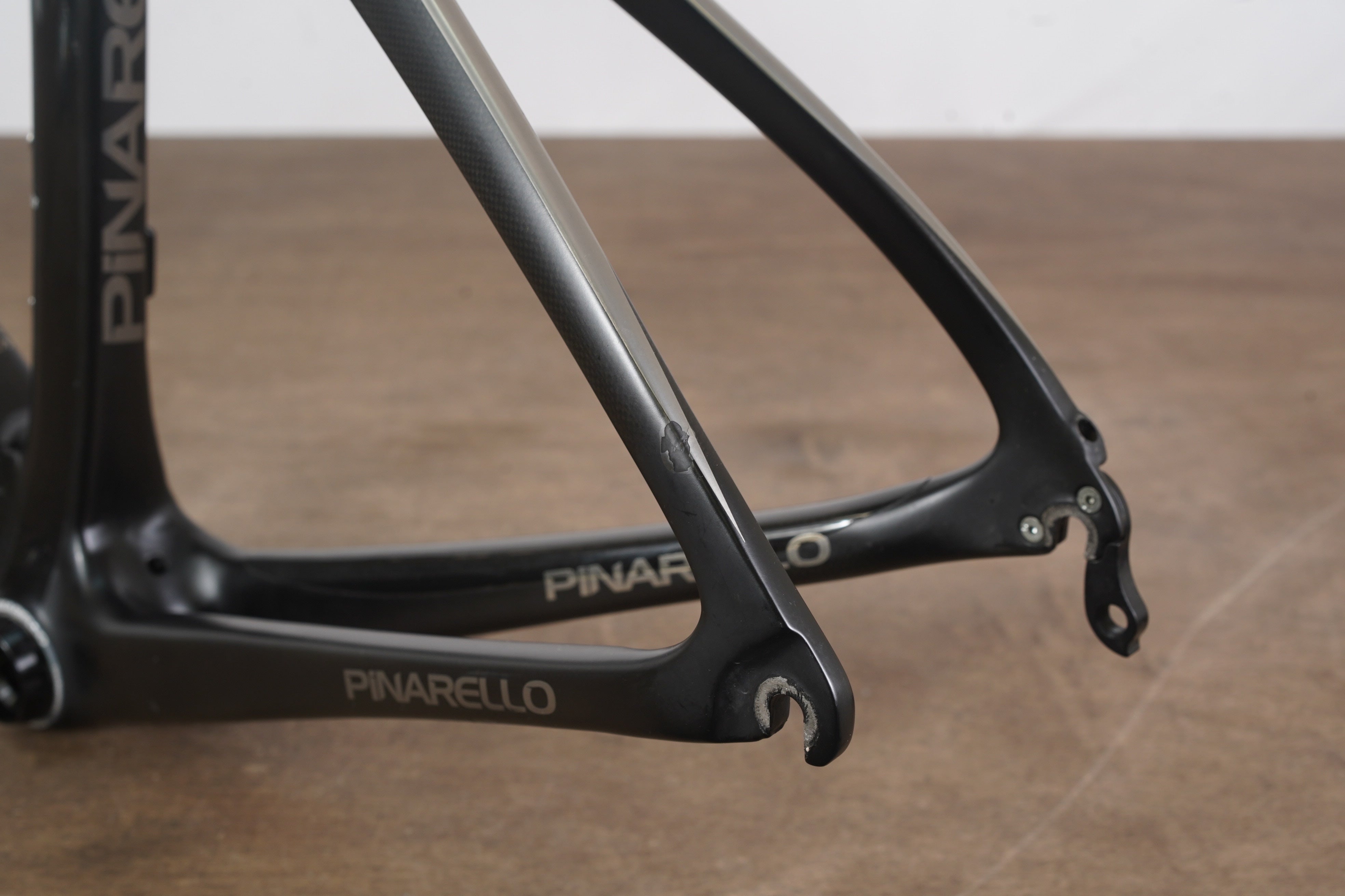 53cm Pinarello Dogma F8 Carbon Rim Brake Frameset – Elevate Cycling