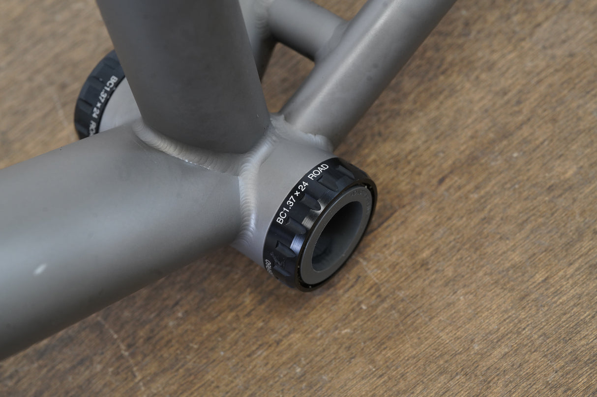 M (Medium) Lynskey R240 Titanium Rim Brake Road Frameset