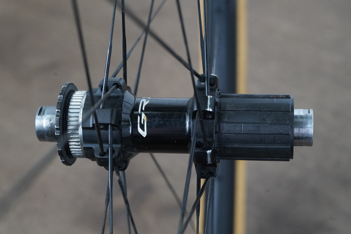 Shimano GRX WH-RX870 Tubeless Clincher Carbon Disc Brake Wheelset 11 Speed