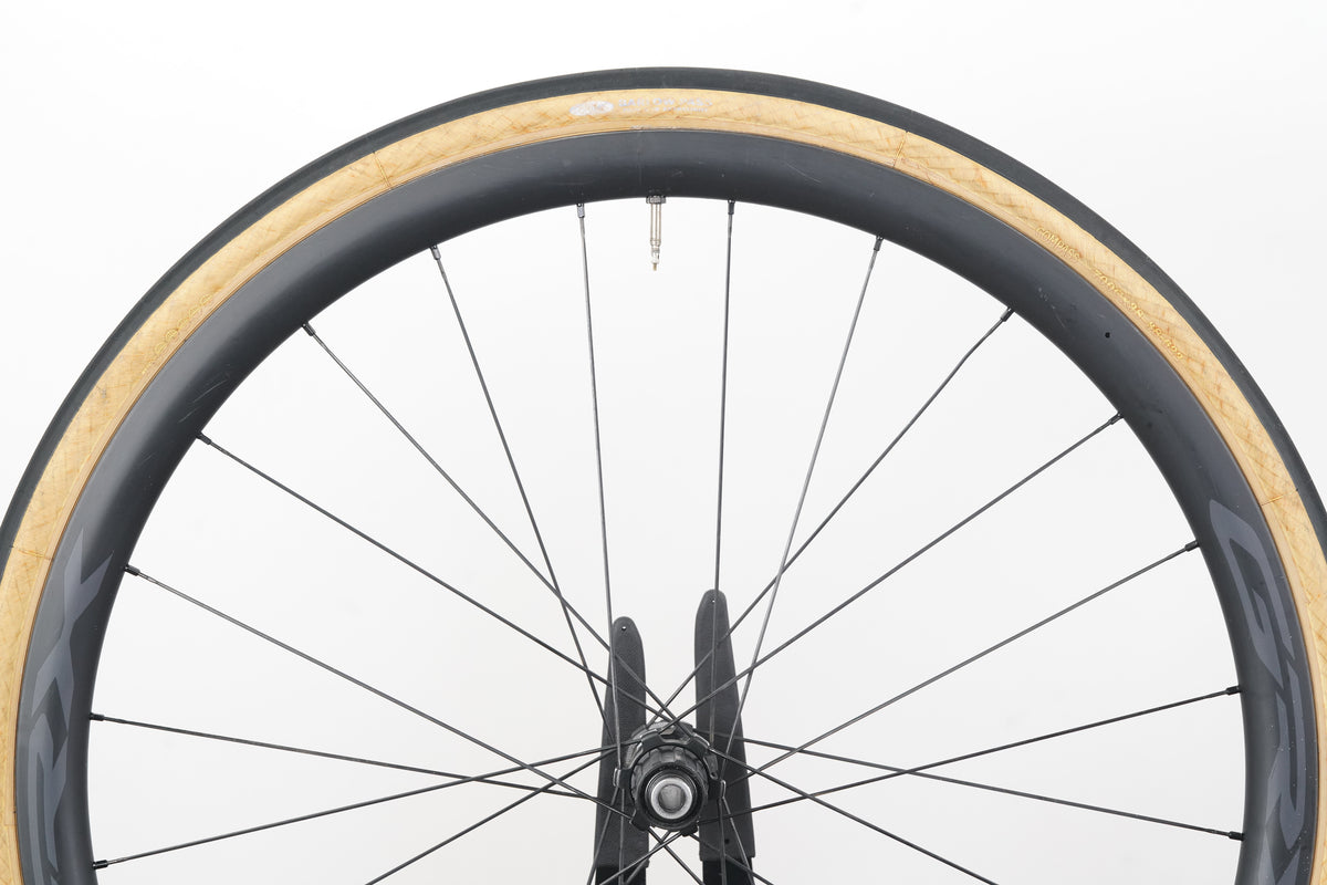 Shimano GRX WH-RX870 Tubeless Clincher Carbon Disc Brake Wheelset 11 Speed