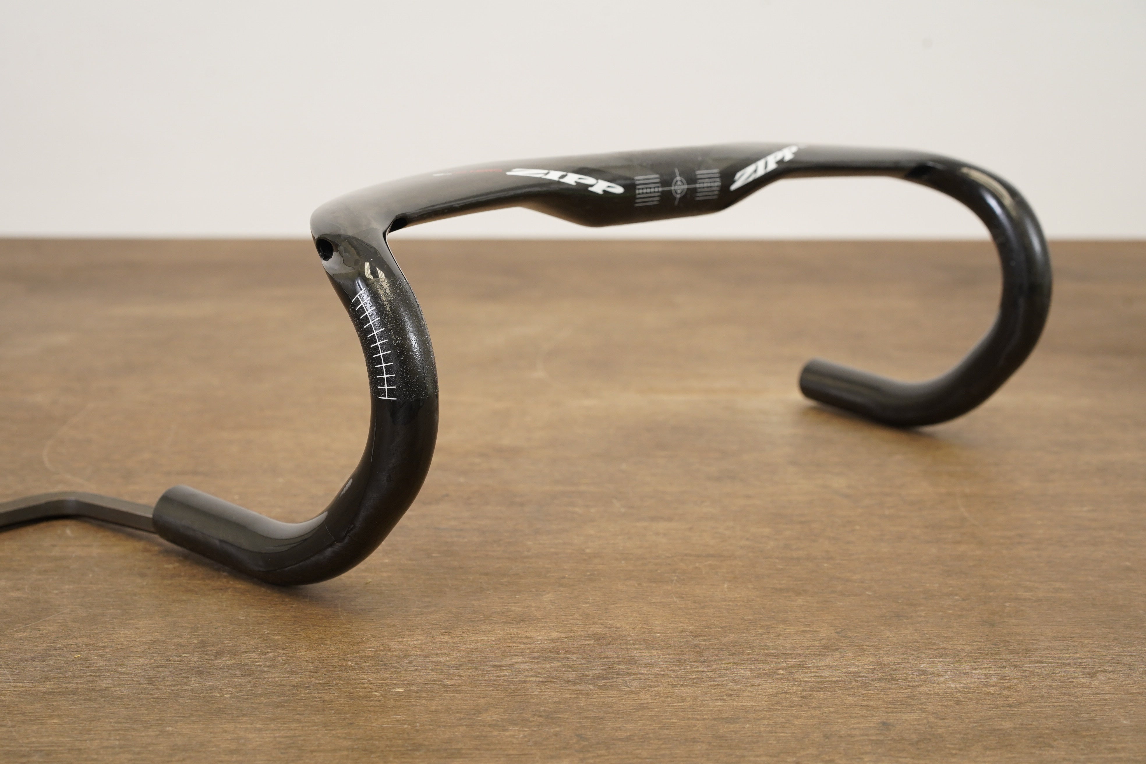 38cm Zipp SL-70 Carbon Compact Aero Road Handlebar 31.8mm SL70