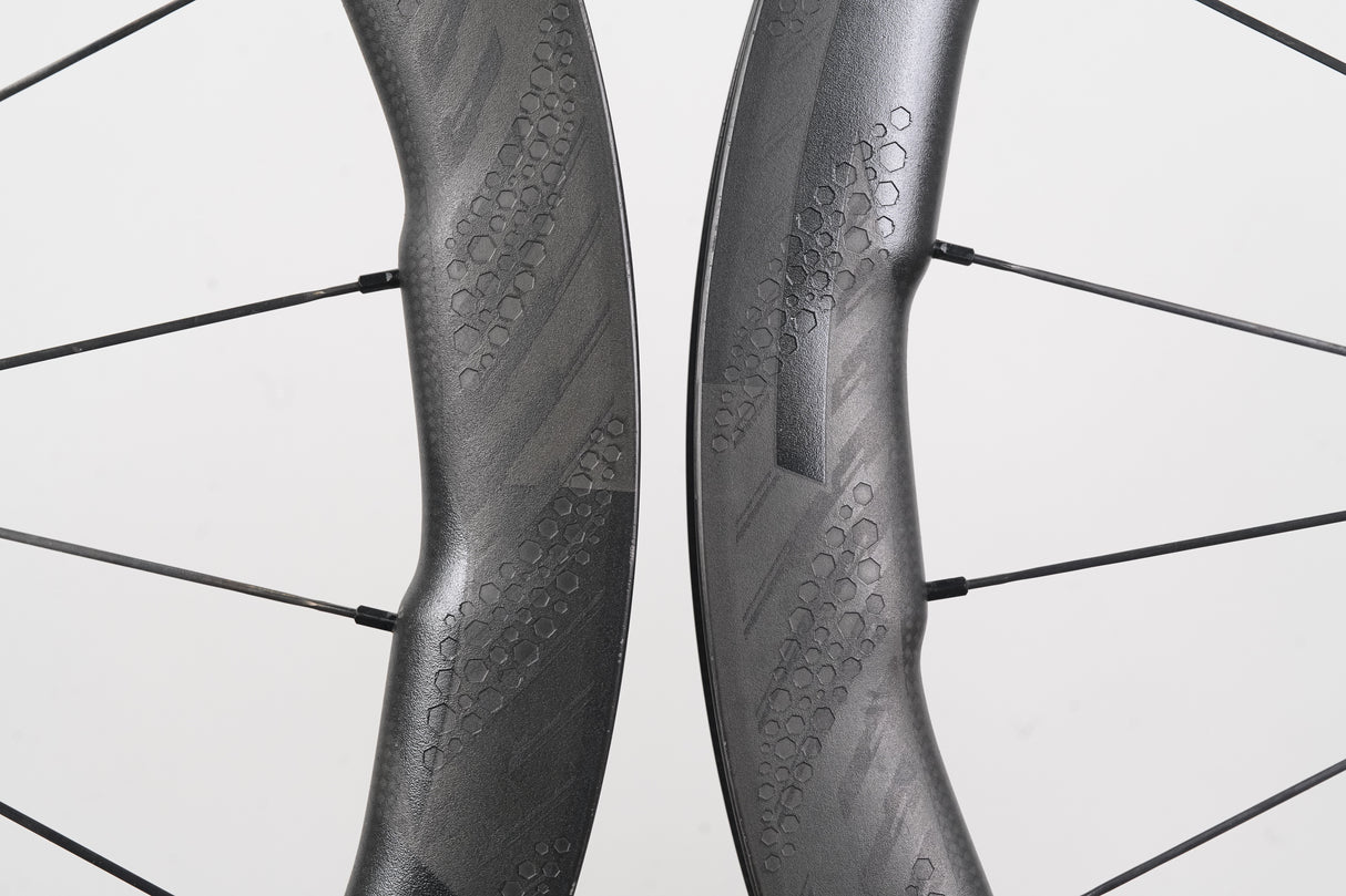NEW Zipp 353 NSW Cognition Carbon Tubeless Disc Brake Wheelset 11 Speed