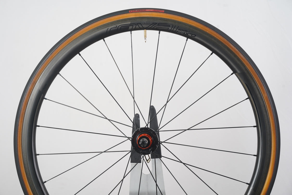 Roval CLX 32 Carbon Tubeless Clincher Rim Brake Wheelset Shimano/SRAM 11 Speed