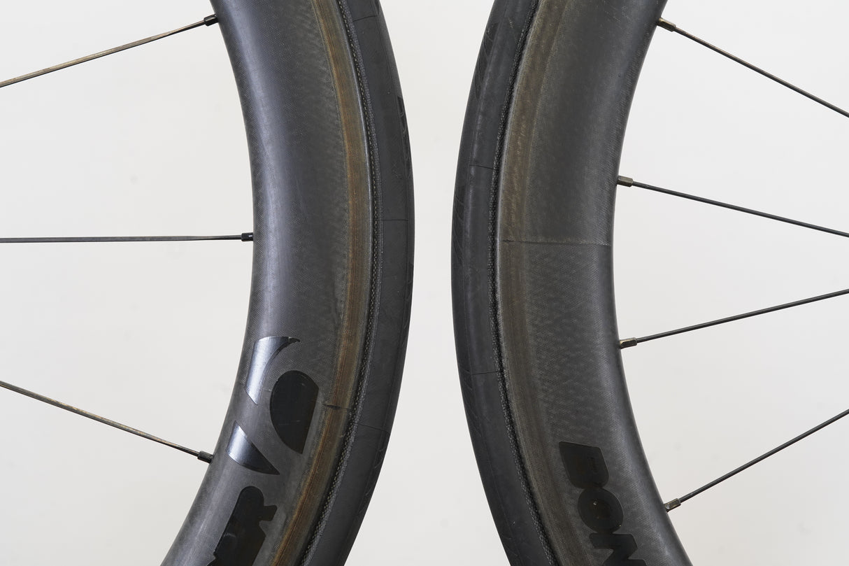 Bontrager Aeolus 5 TLR Carbon Tubeless Clincher Rim Brake Wheelset 11 Speed