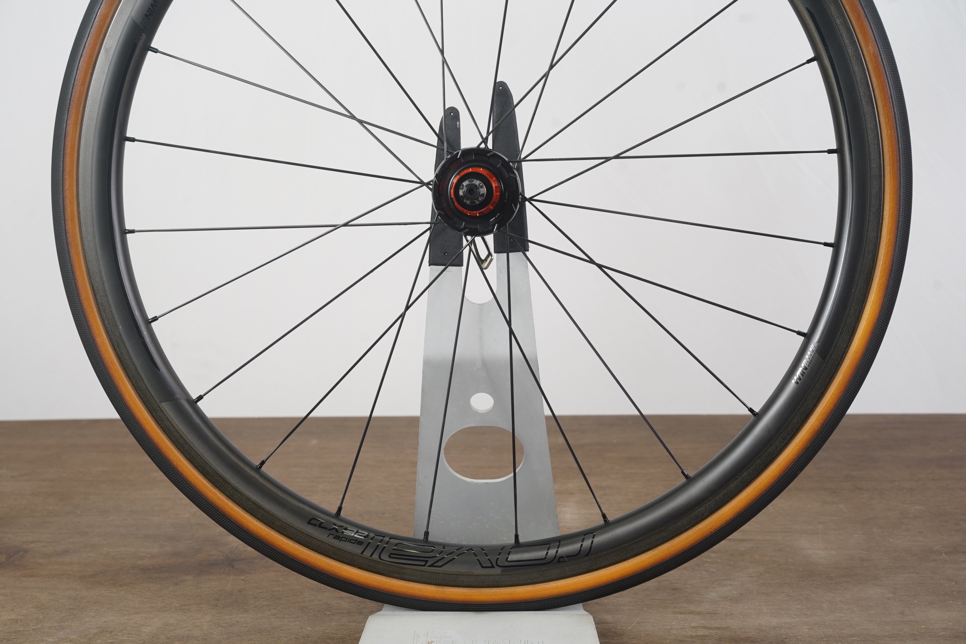 Roval CLX 32 Carbon Tubeless Clincher Rim Brake Wheelset Shimano