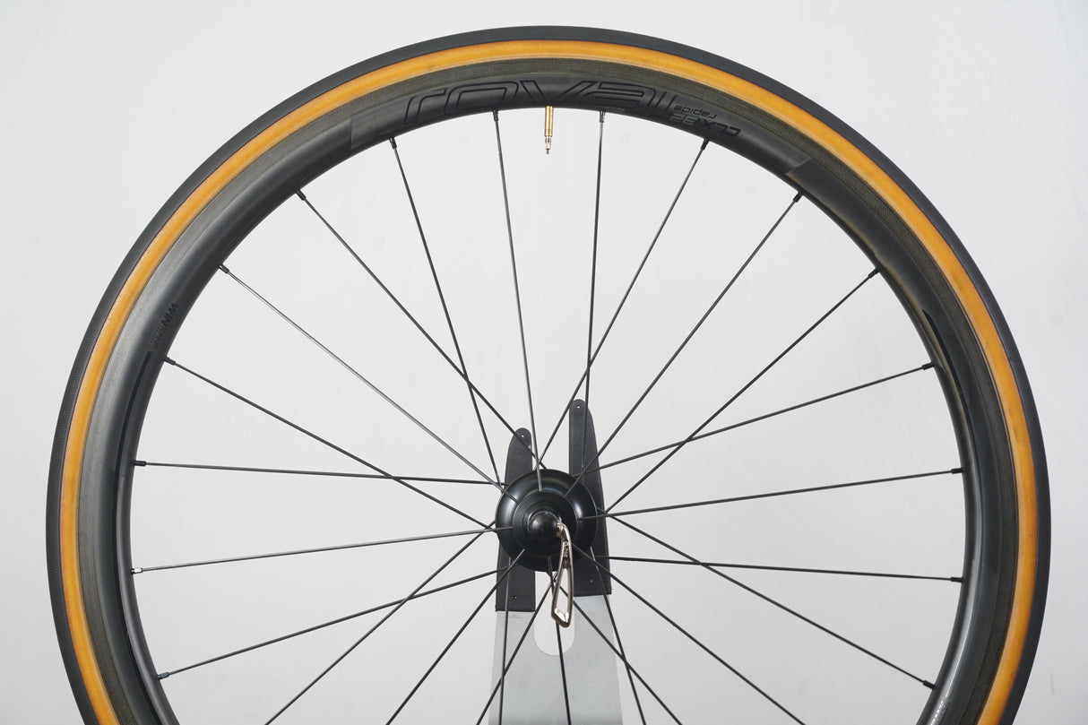 Roval CLX 32 Carbon Tubeless Clincher Rim Brake Wheelset Shimano/SRAM 11 Speed