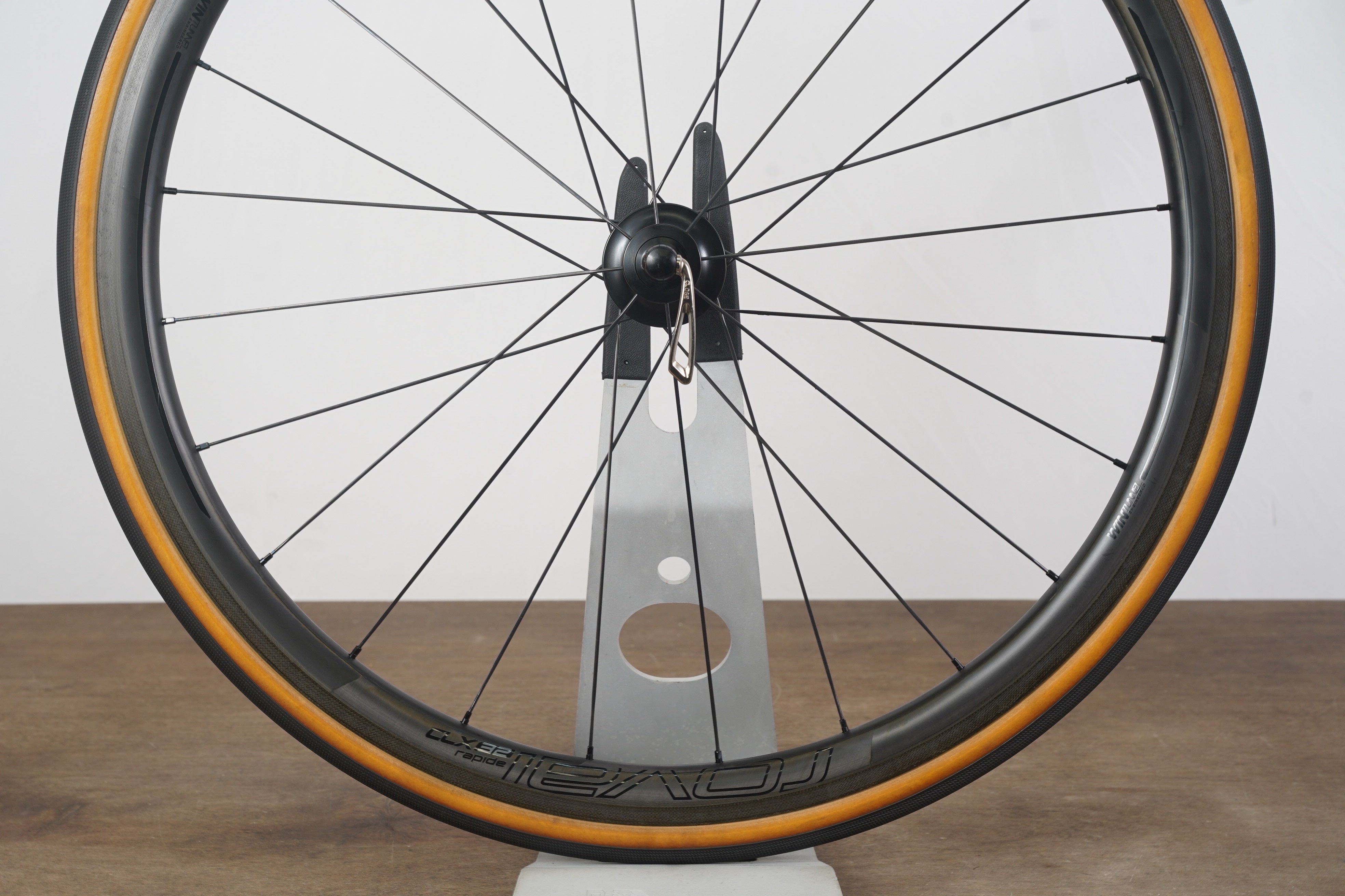 Roval CLX 32 Carbon Tubeless Clincher Rim Brake Wheelset Shimano