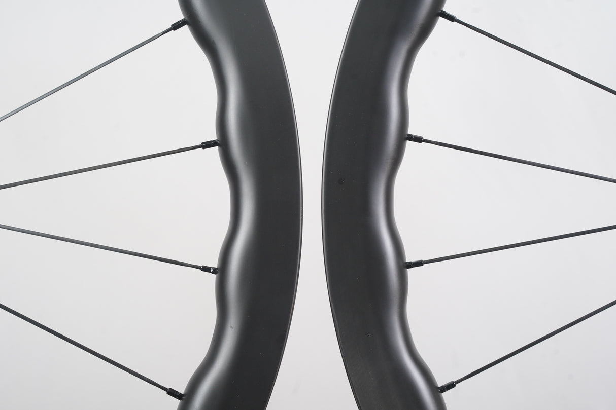 NEW Princeton CarbonWorks Grit 4540 DT Swiss 240s Tubeless Carbon Disc Wheelset