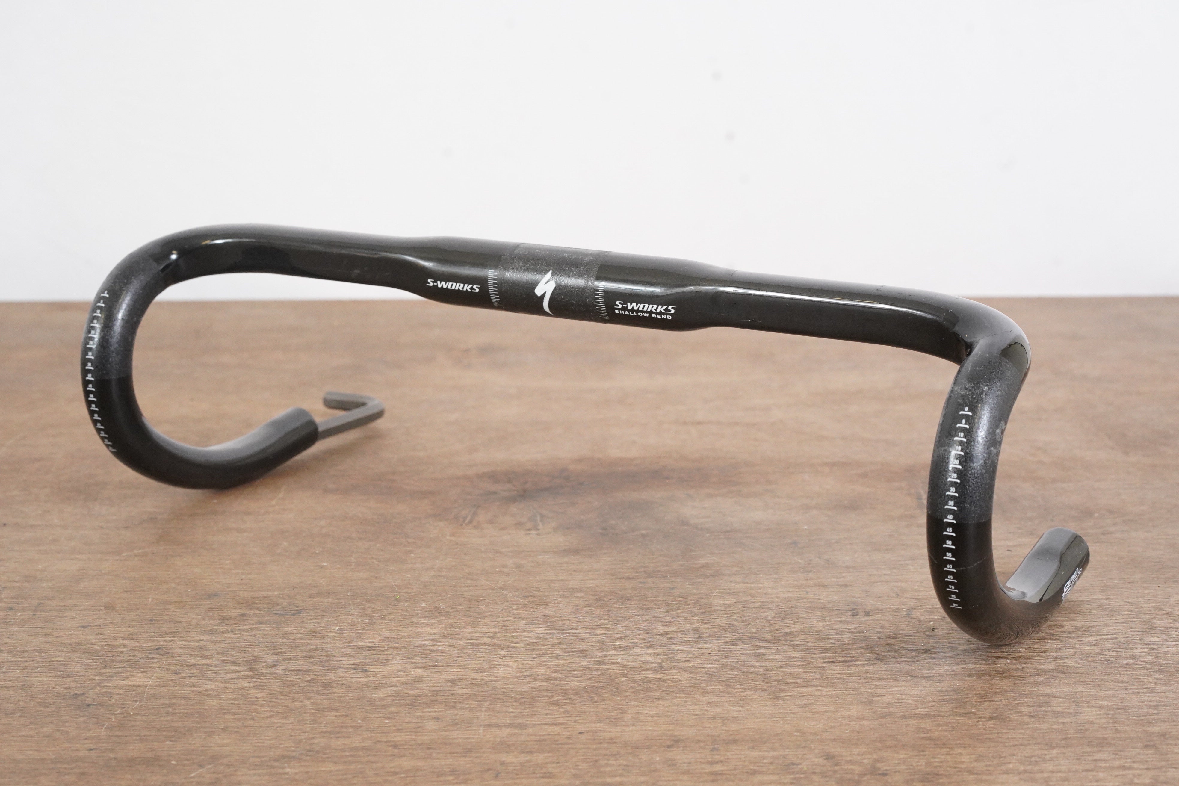 海外ブランド  42cm Specialized S-WORKS Shallow Bend Carbon Compact Road パーツ