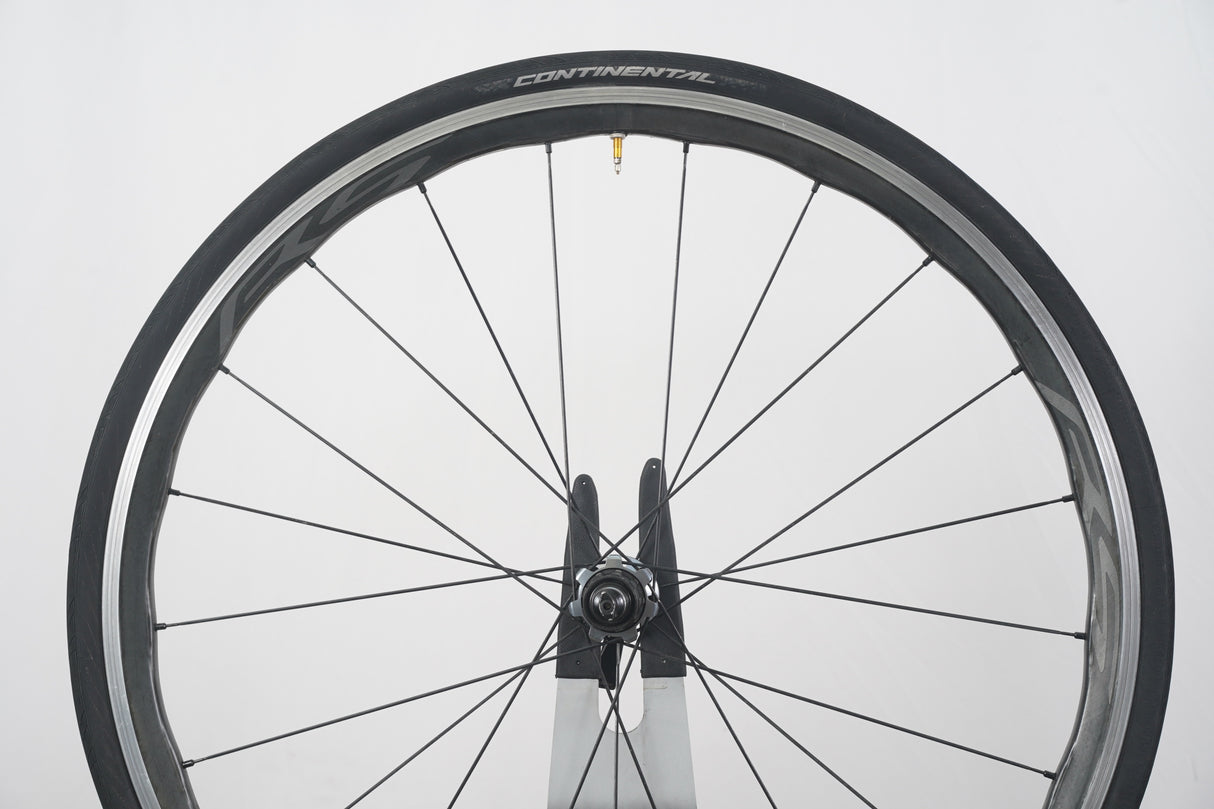 Shimano WH-RS700 C30 Carbon Tubeless Rim Brake Wheelset 11 Speed