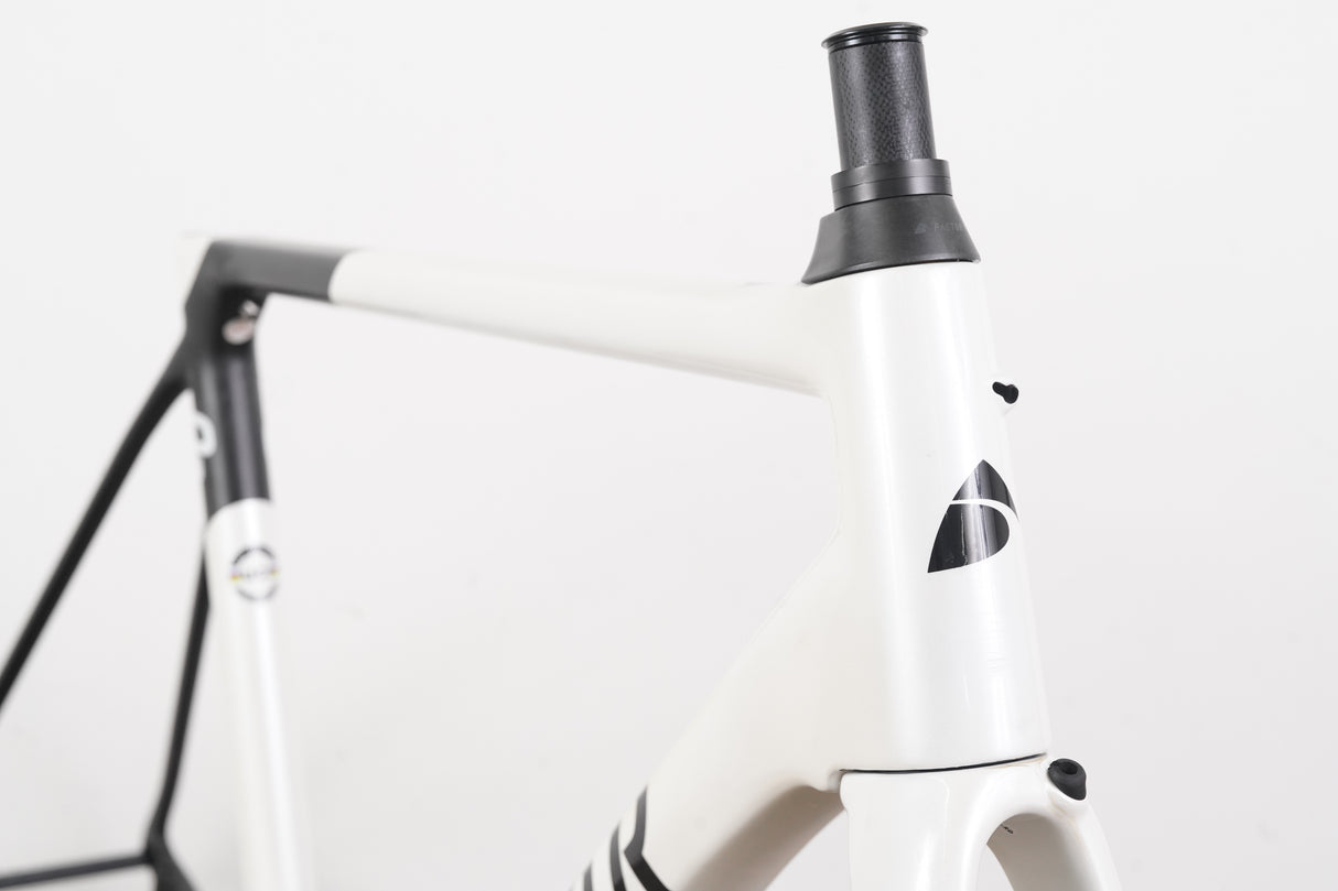 54cm Factor O2 Carbon Disc Brake Road Frameset