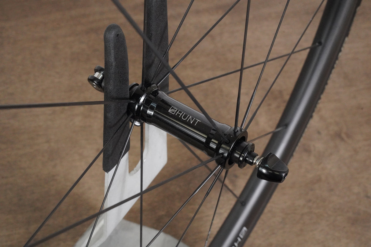 Hunt 36 Carbon Tubeless Clincher Rim Brake Wheelset Shimano/SRAM 11 Speed