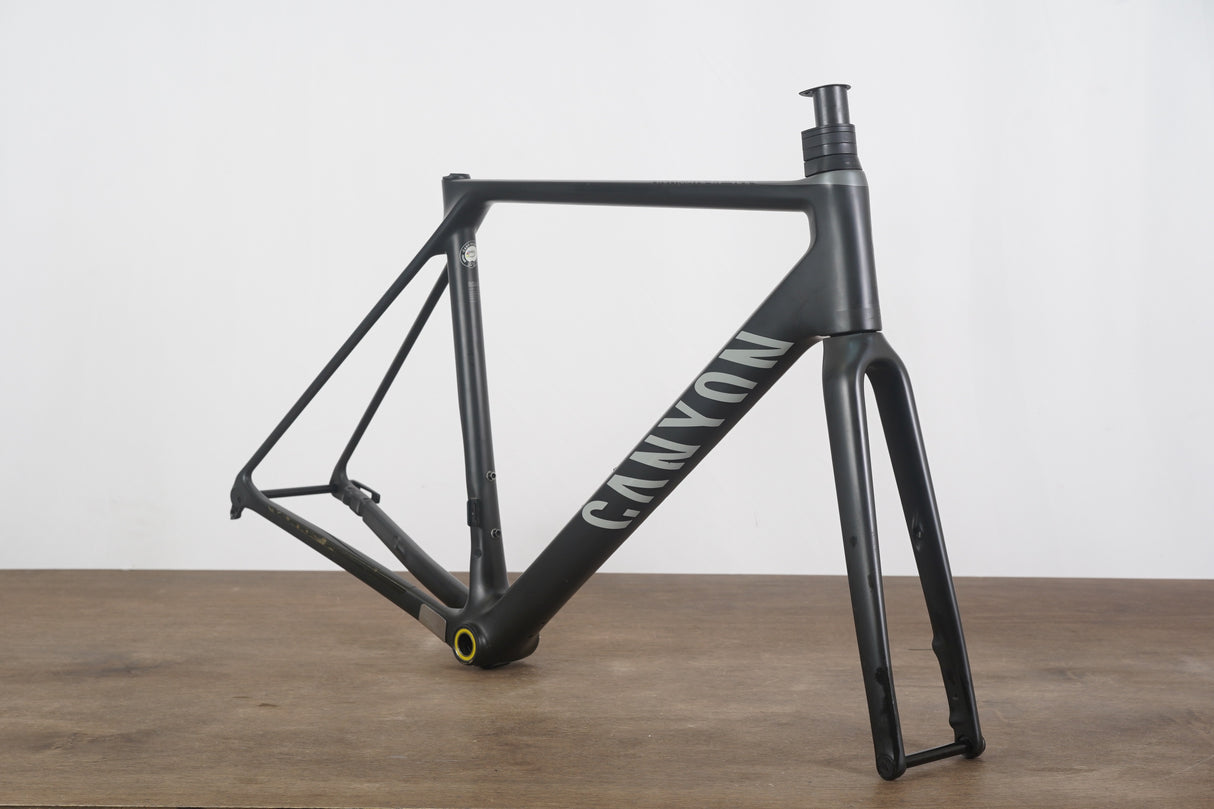 M (Medium) Canyon Ultimate CF SLX Carbon Disc Brake Road Frameset