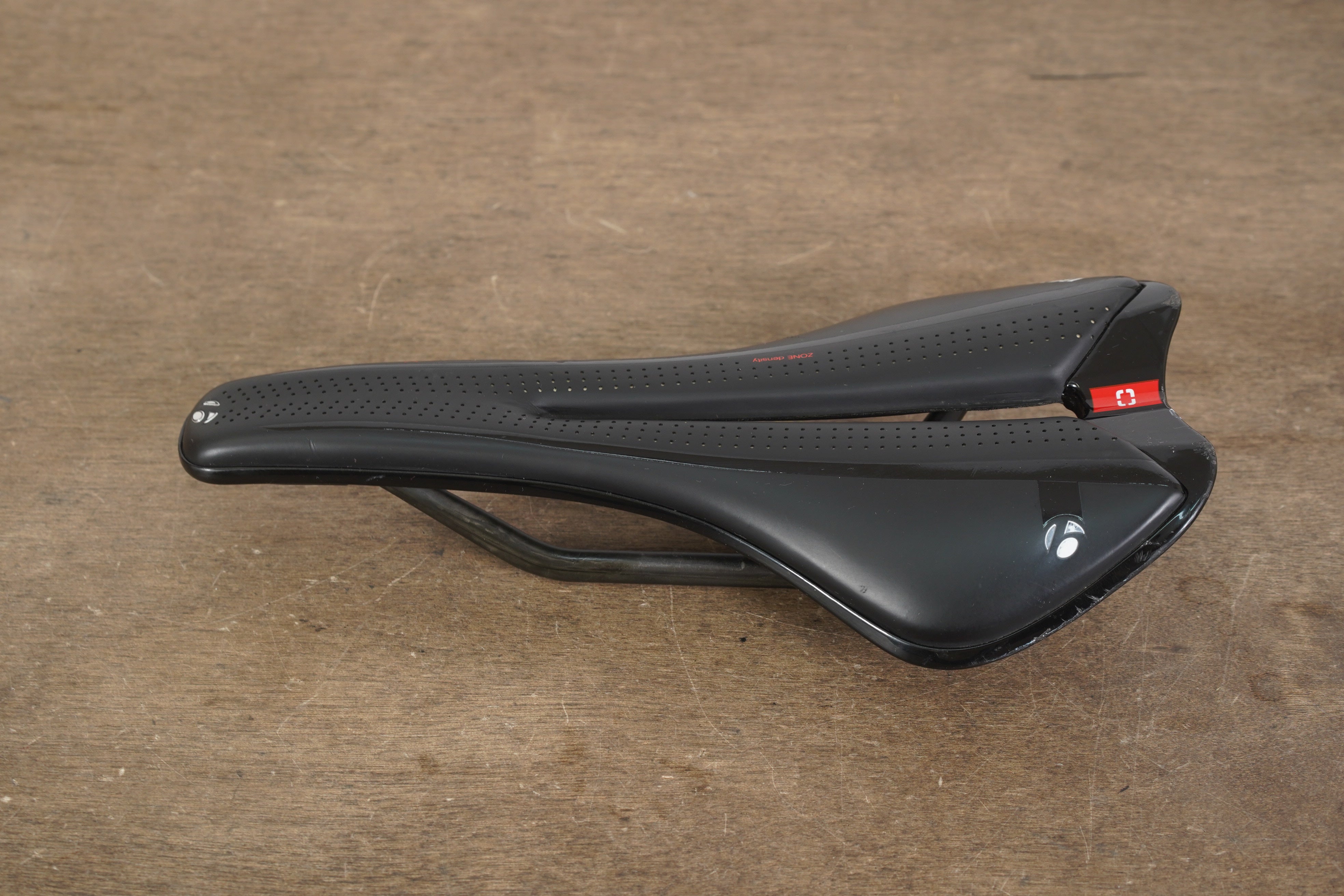 138mm Bontrager Paradigm XXX Carbon Rail Road Saddle 149g