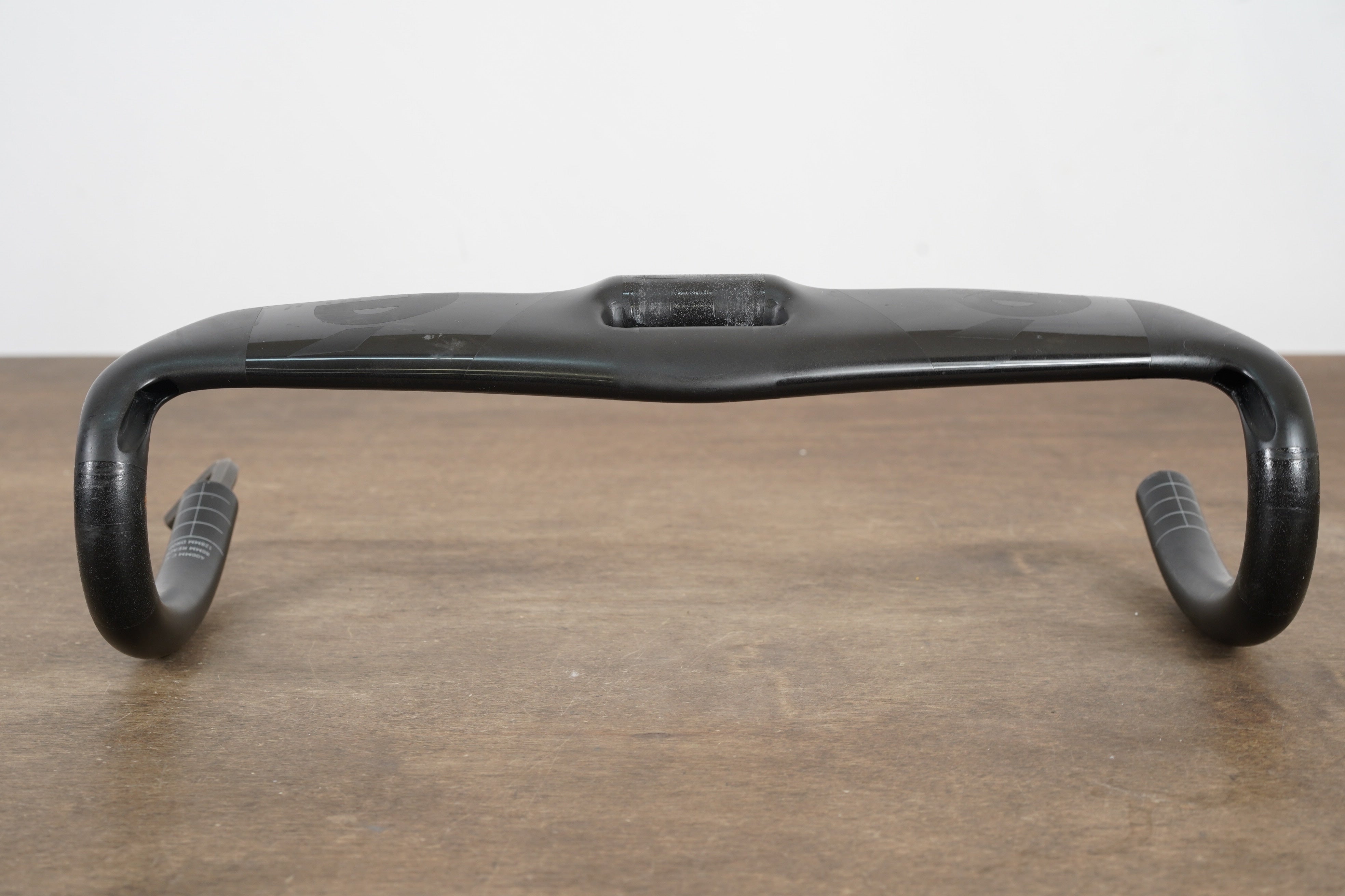 サーヴェロ CARBON AERO HANDLEBAR 400mm サーヴェロ CARBON AERO HANDLEBAR 400mm 400mm ToSeek Carbon Aero