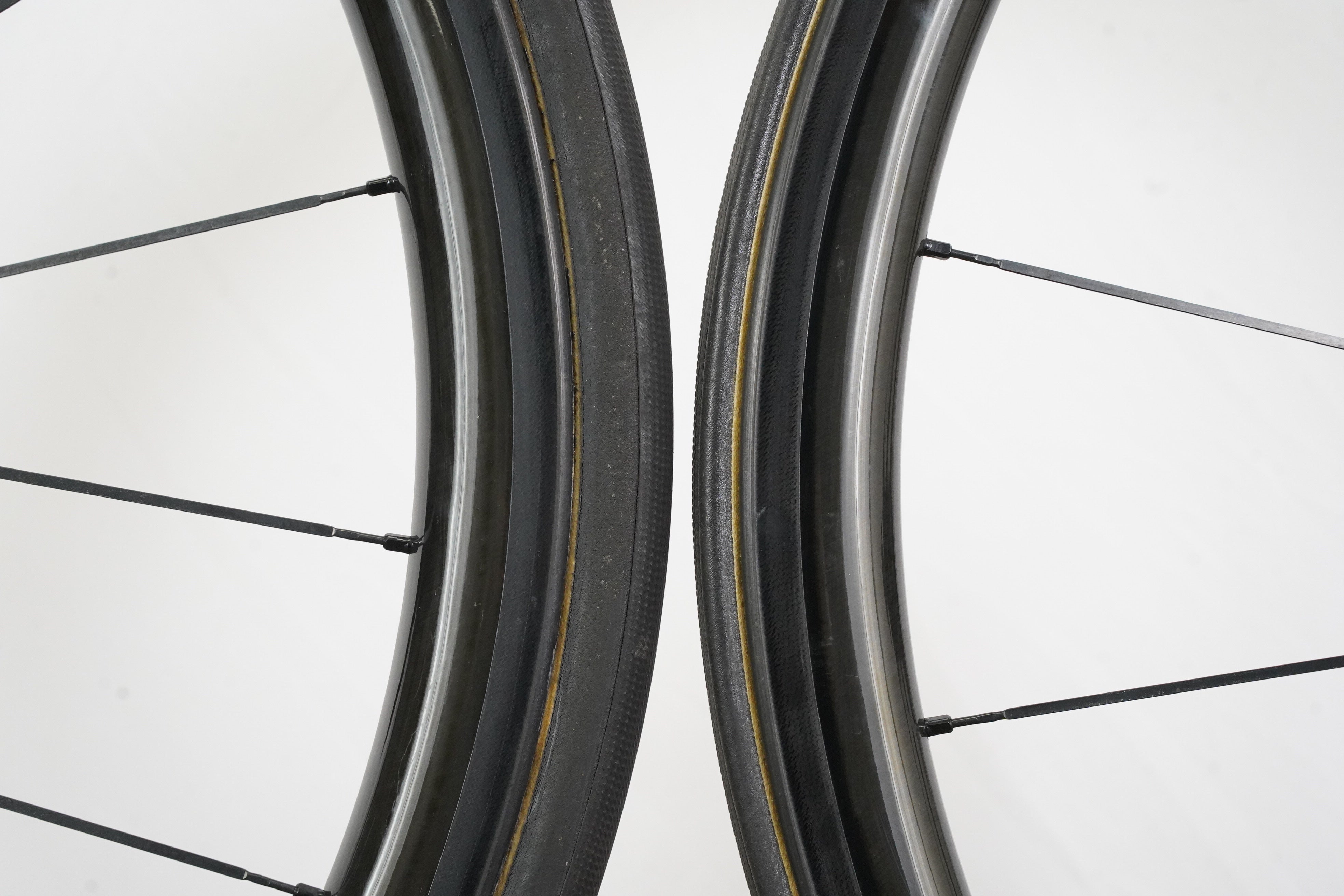 Shimano Dura-Ace WH-R9100 C35 Carbon Tubular Rim Brake