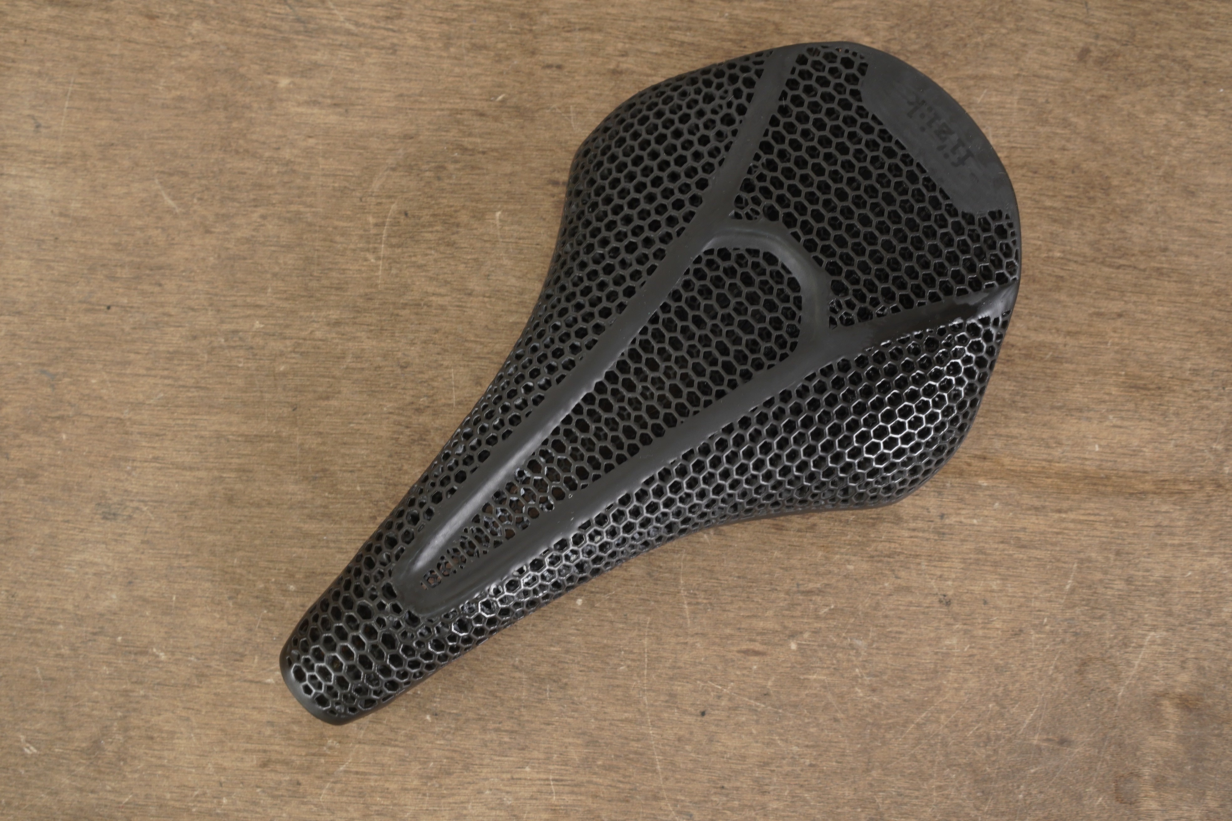 150mm Fizik Argo Vento R1 Adaptive Carbon Rail Road Saddle 212g