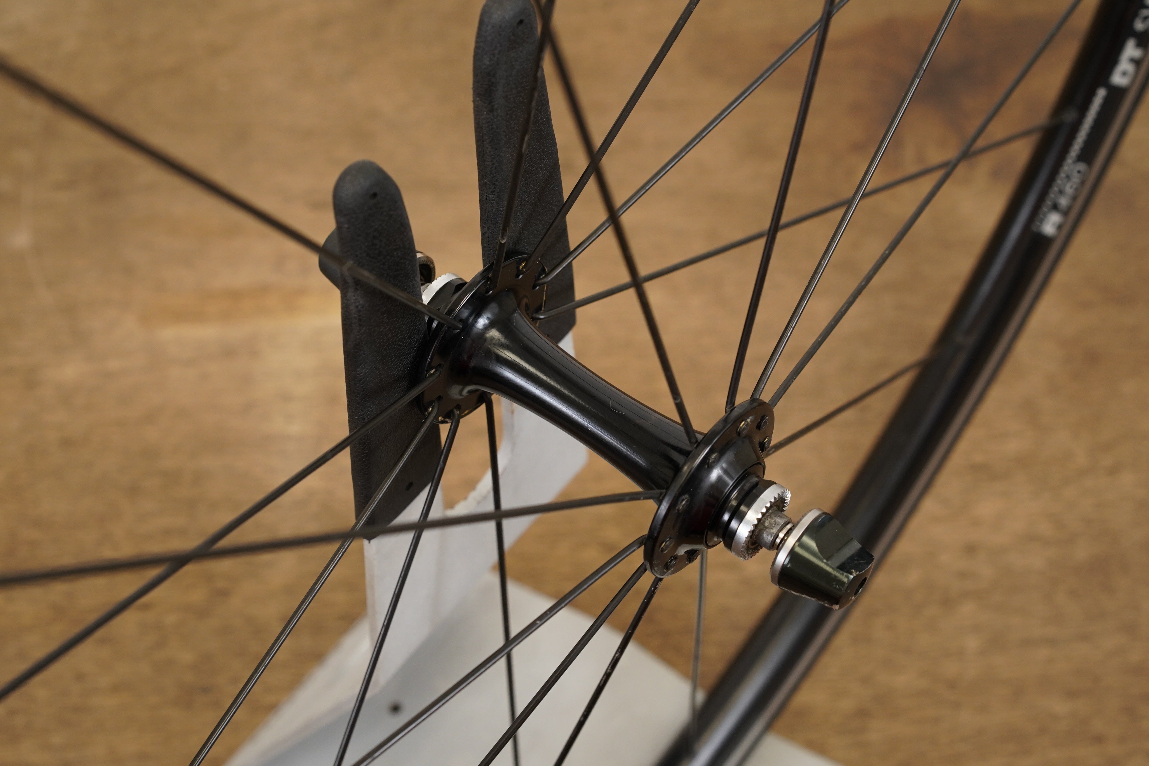 DT Swiss R460 Specialized Alloy Clincher Rim Brake Wheelset 11