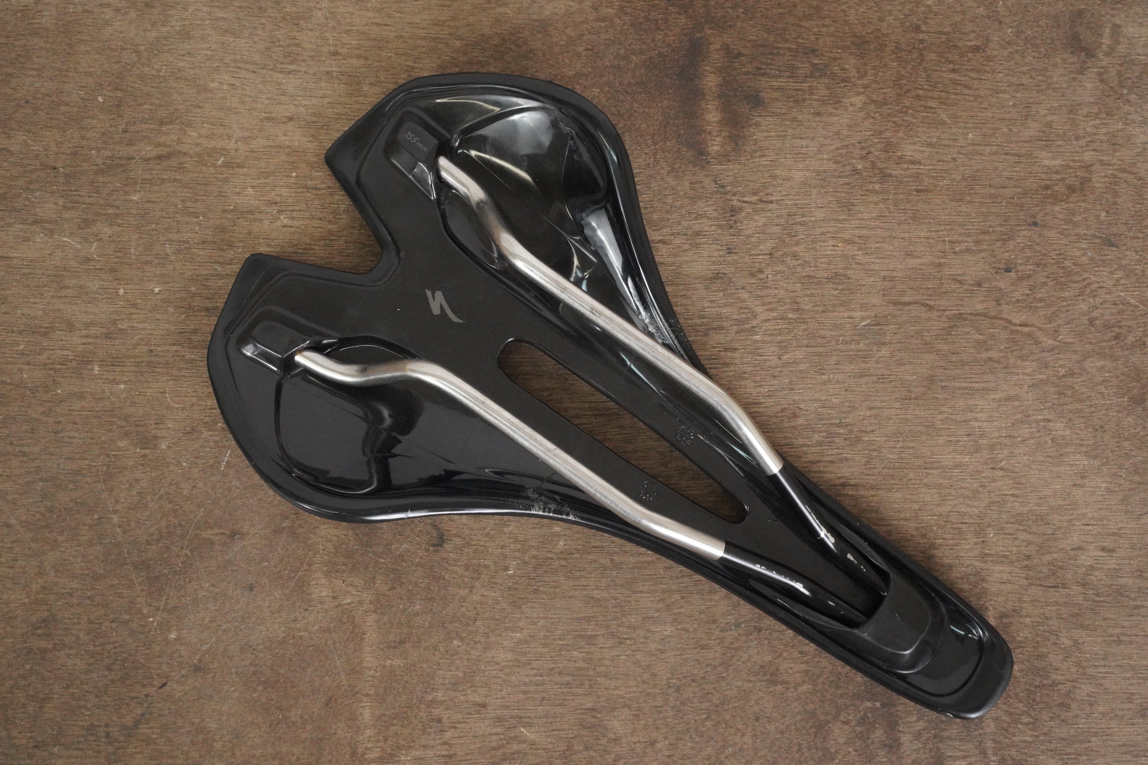 Specialized Toupe サドル 155mm Specialized S-Works Toupe Saddle - Sammy's Bikes | St