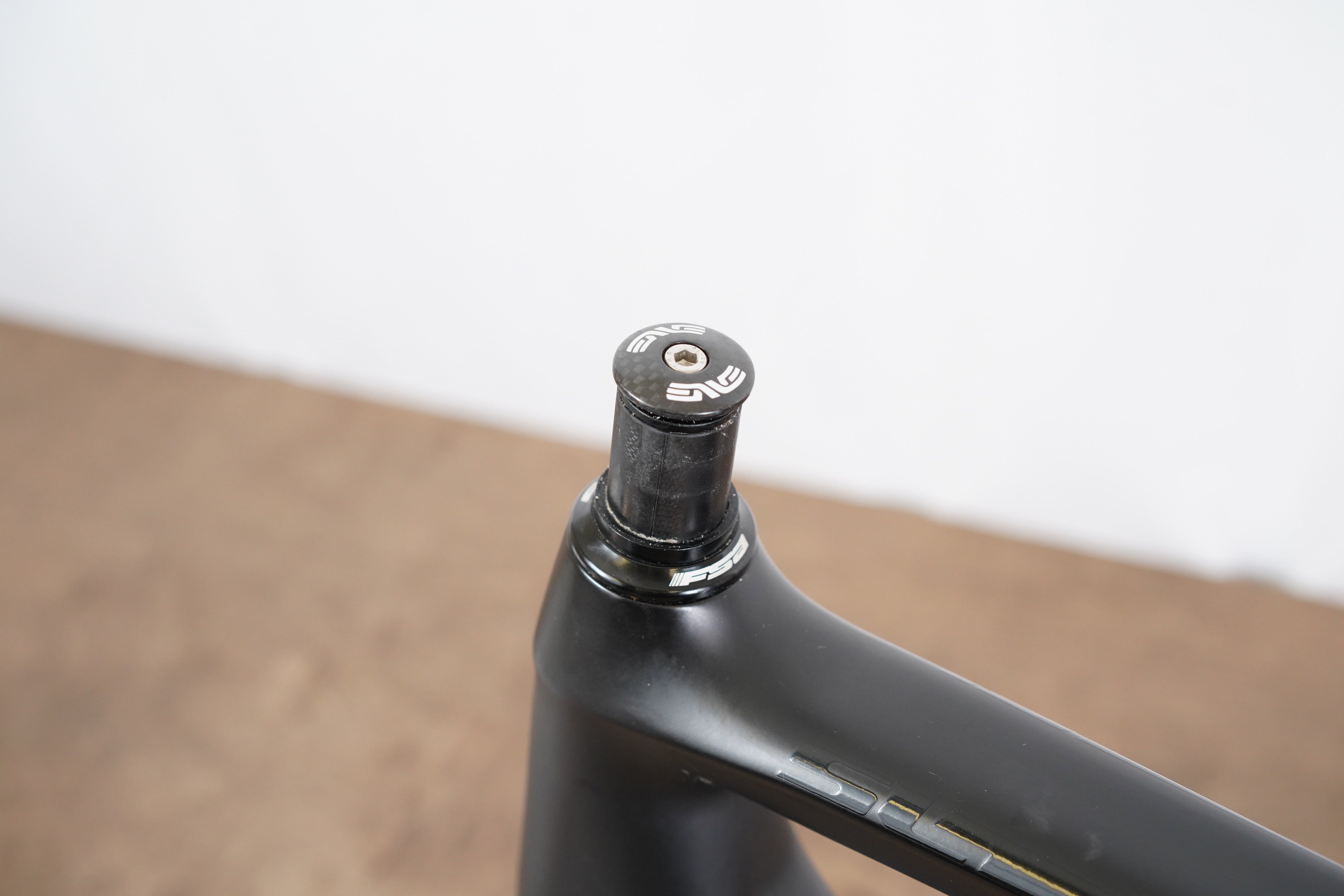 56cm Trek Emonda SL 6 ENVE Fork Carbon Rim Brake Road