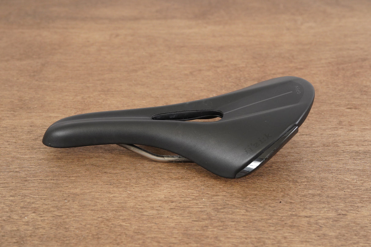 135mm Regular Fizik Aliante R3 Open Kium Rail Road Saddle 233g