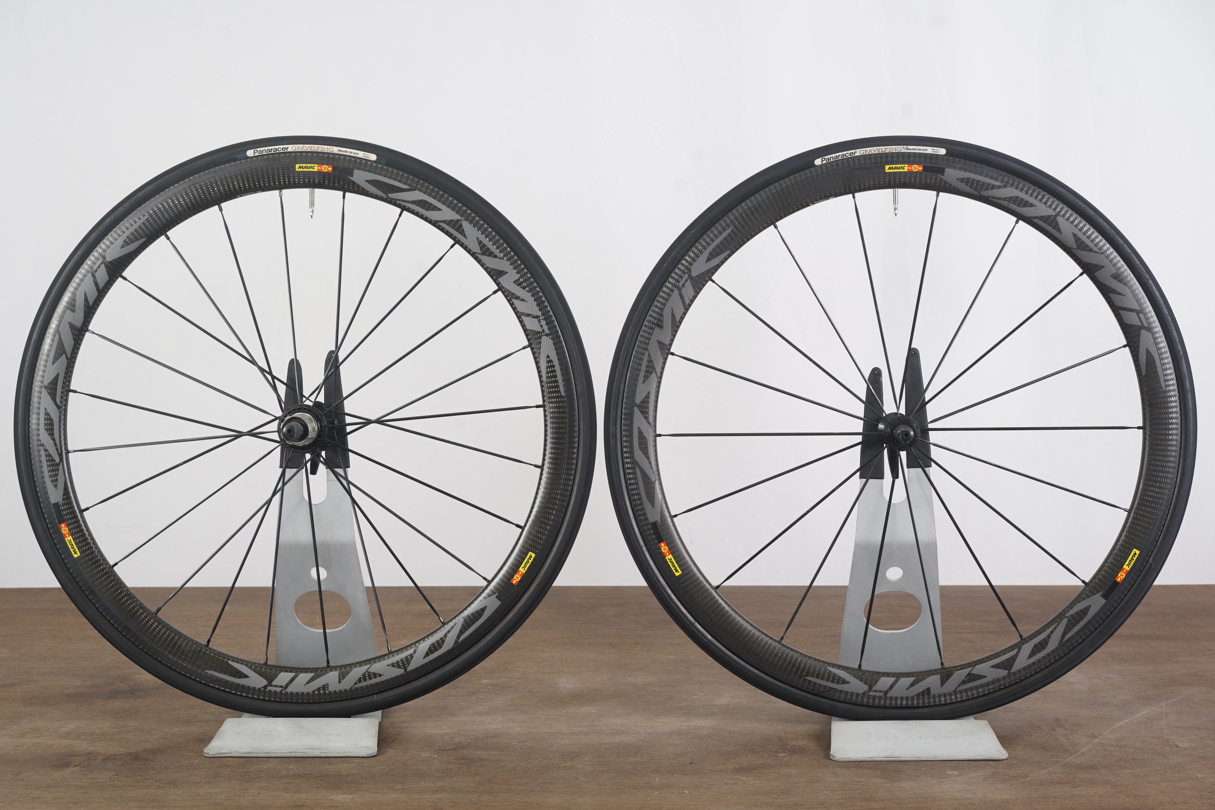 Mavic Cosmic Carbon Clincher Rim Brake Wheelset Shimano/SRAM 11