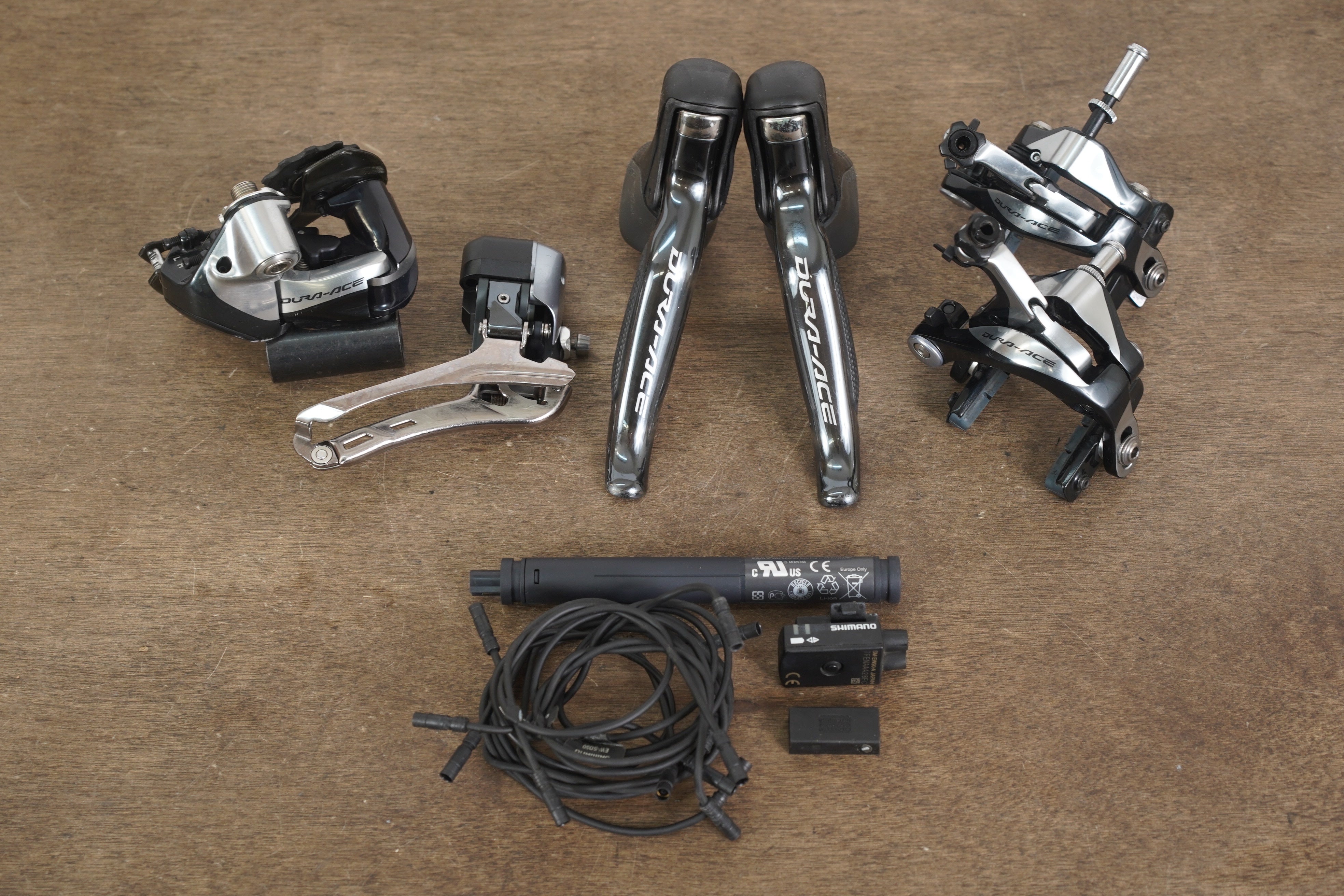 Shimano Dura-Ace 9070 Di2 11 Speed Electronic Rim Brake Road