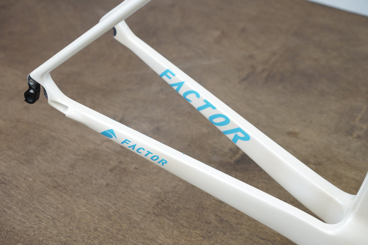 NEW 54cm Factor O2 Carbon Rim Brake Road Frameset