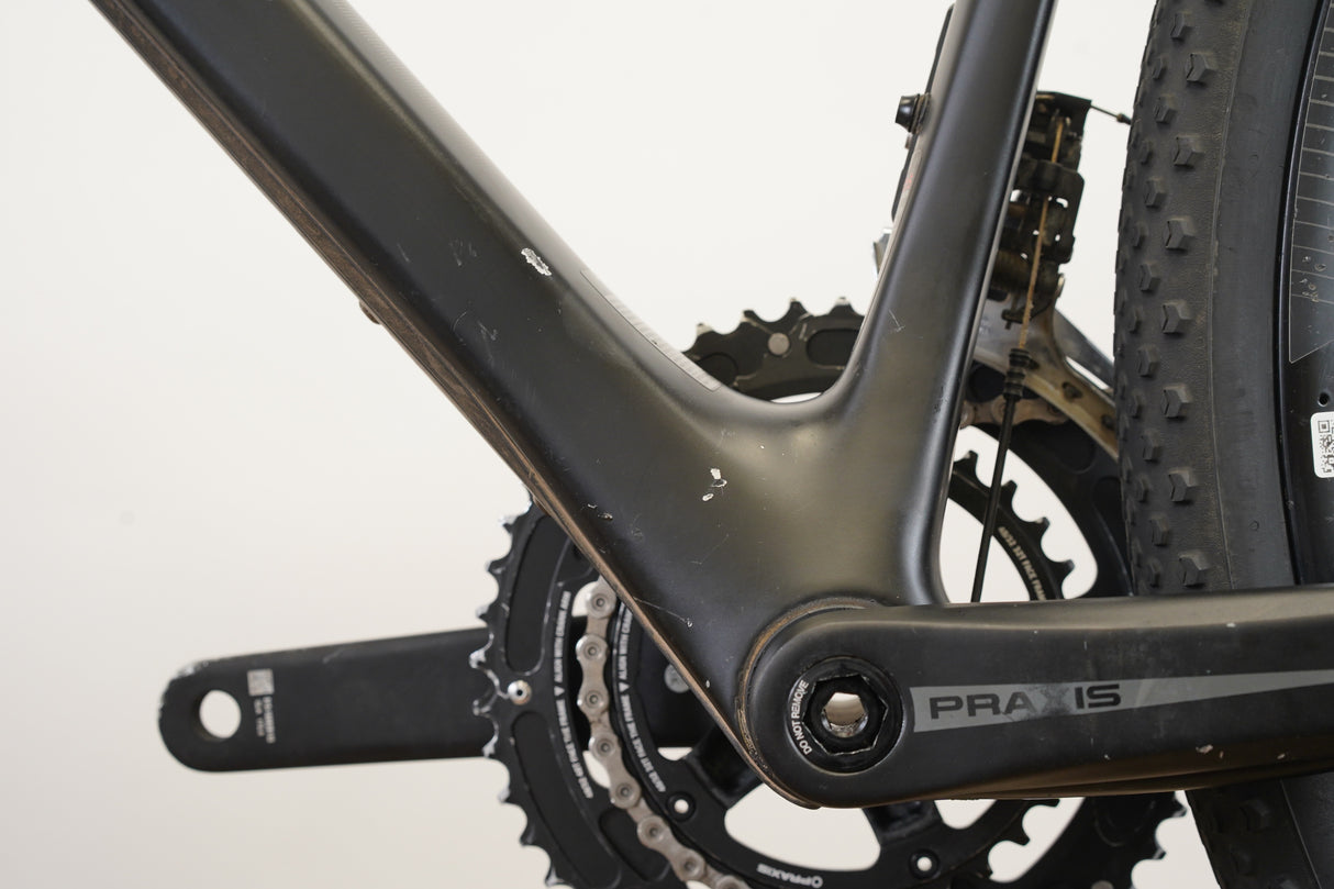 2019 M/L Giant Revolt Ultegra R8000 Carbon All-Road Gravel Hydraulic Disc Bike