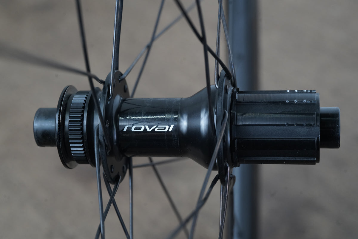 Roval C38 Carbon Tubeless Clincher Disc Brake Wheelset Shimano/SRAM 11 Speed