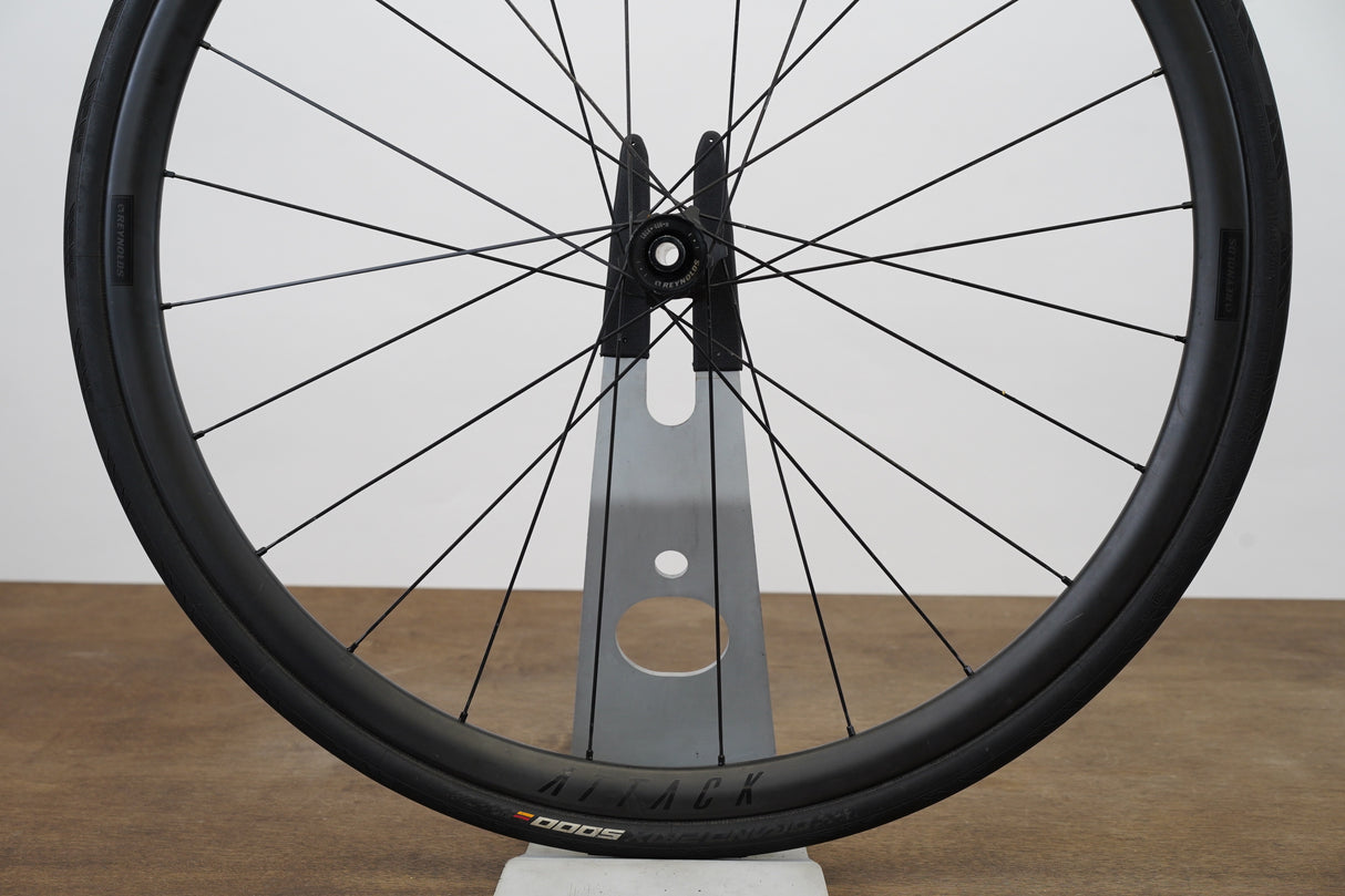 Reynolds Attack Carbon Tubeless Disc Brake Wheelset Shimano/SRAM 11 Speed