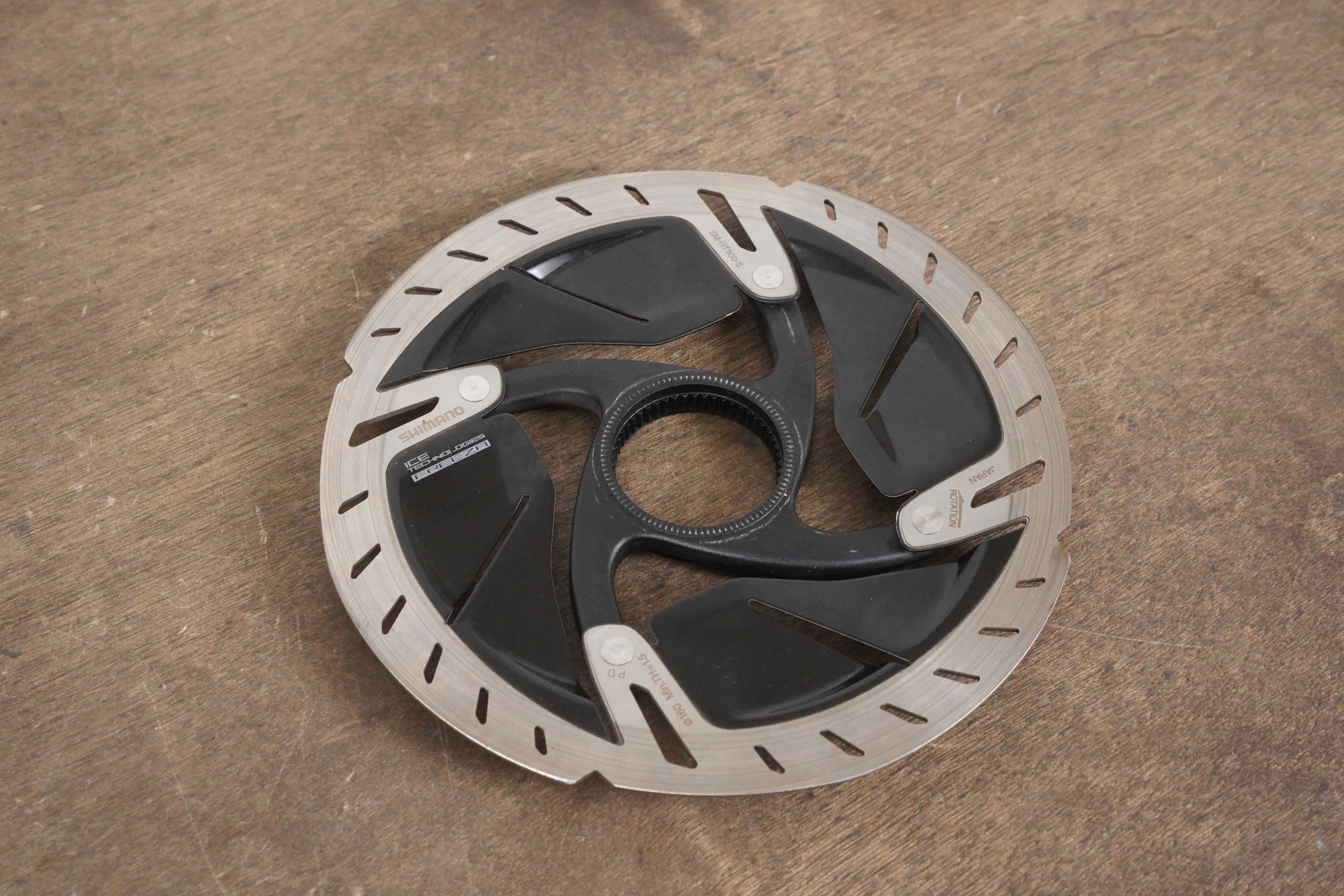 1) 160mm Shimano Dura-Ace SM-RT900-S Center Lock Disc Brake Rotor