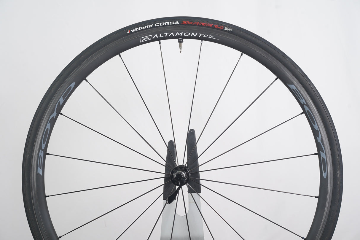 Boyd Altamont Lite White Industries Alloy Clincher Rim Brake Road Wheelset 11 Speed