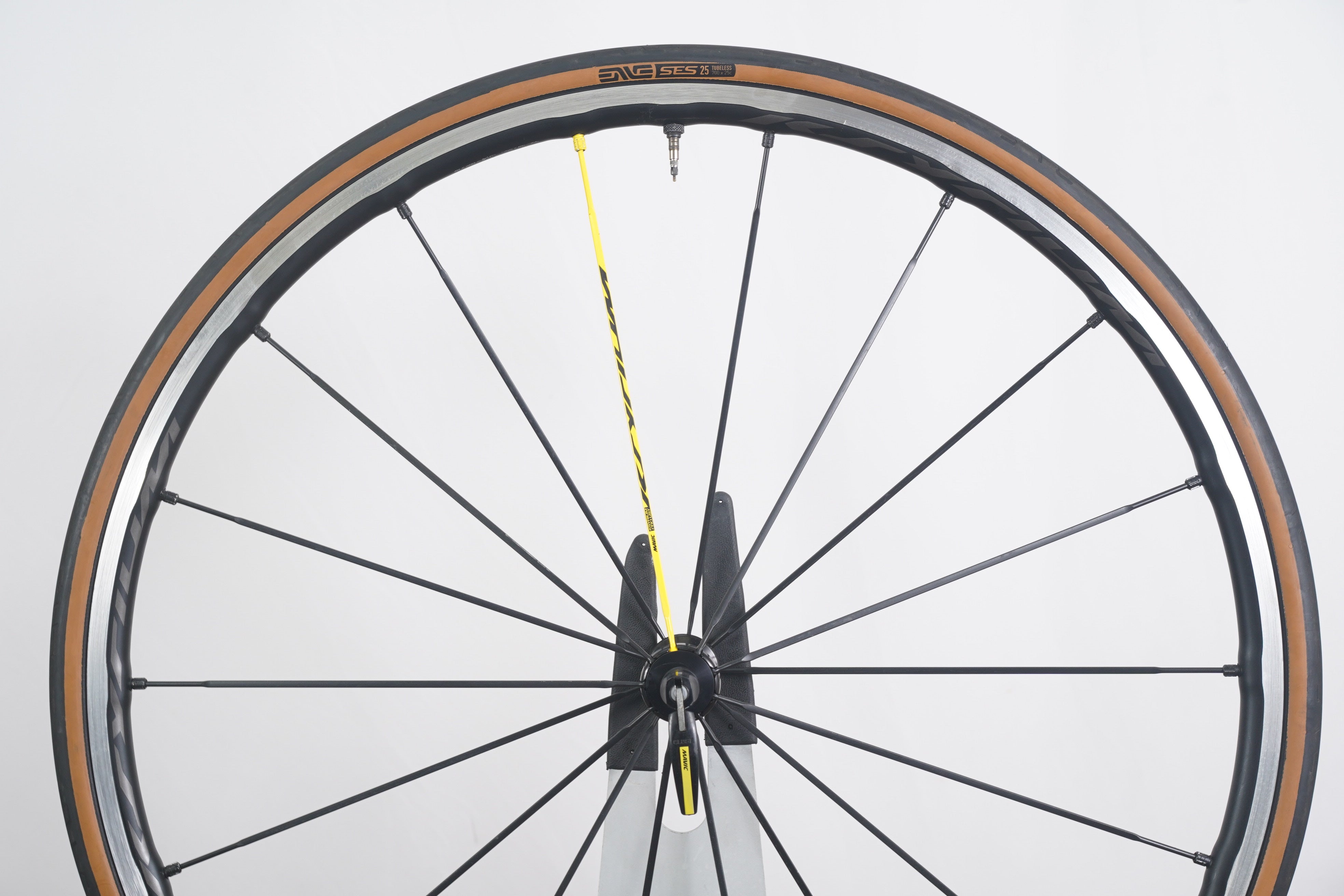 Mavic Ksyrium Pro UST Alloy Tubeless Rim Brake Wheelset Mavic Ksyrium Pro UST Alloy Tubeless Rim Brake Wheelset