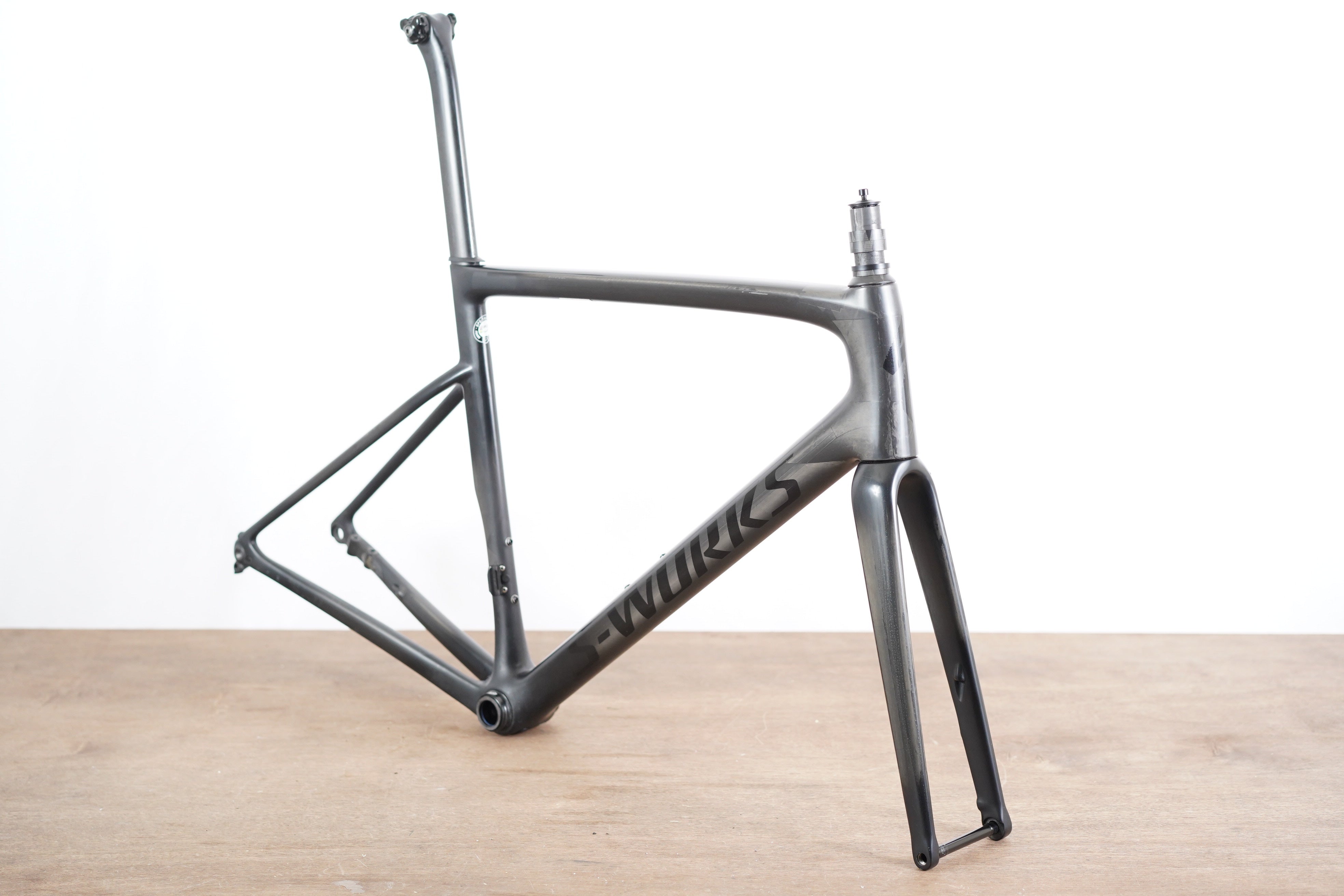 56cm Specialized Tarmac S-WORKS SL6 Carbon Disc Brake Road Frameset –  Elevate Cycling