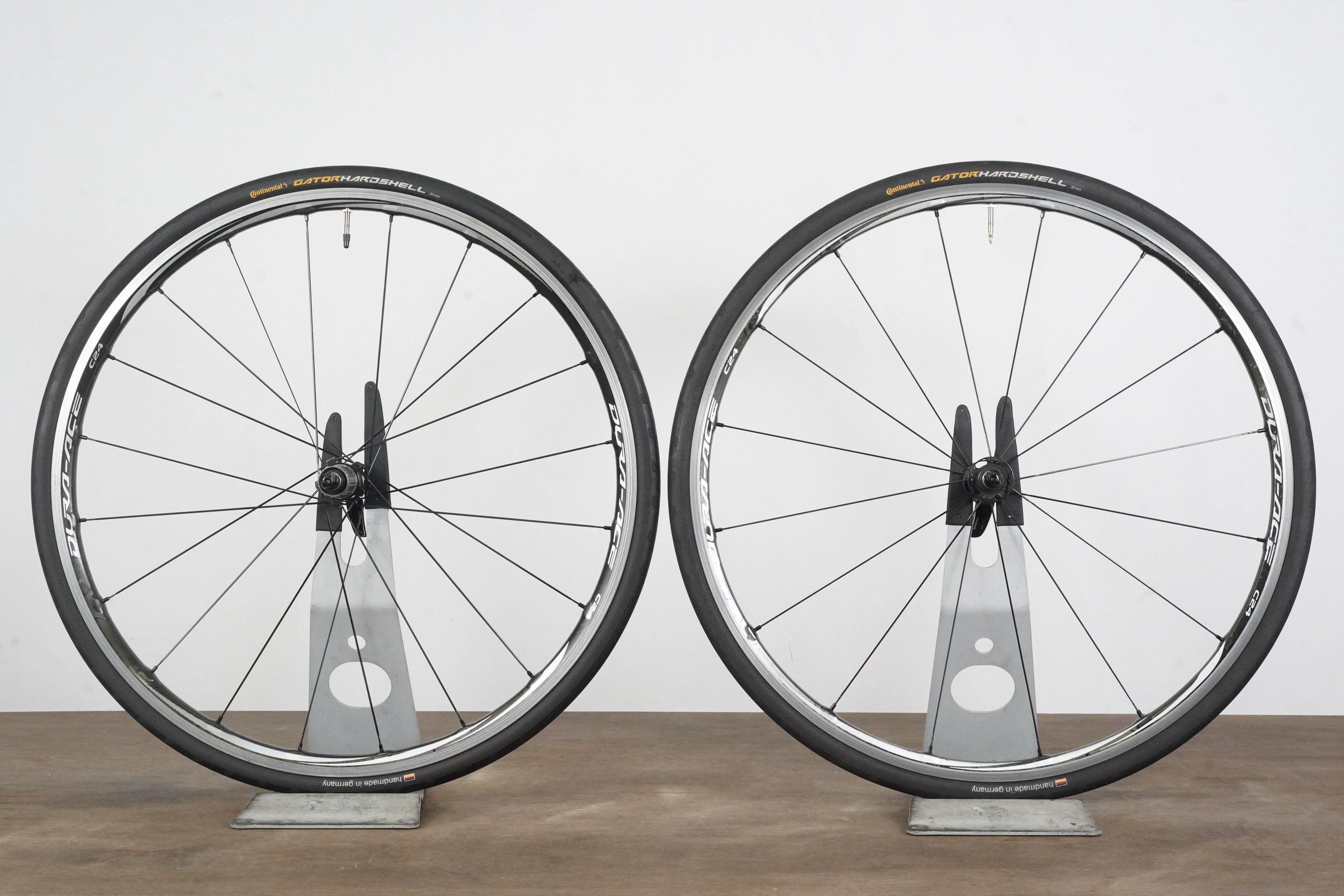 Shimano Dura-Ace WH-9000 C24 Carbon Clincher Rim Brake
