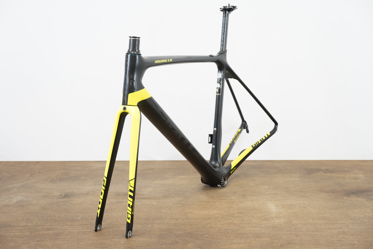 M (Medium) Giant TCR Advanced Pro 1 Carbon Rim Brake Road Frameset