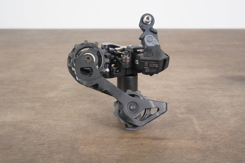R8070 Shimano Ultegra R8070 Di2 11 Speed Electronic Hydraulic Disc Brake Gro ...