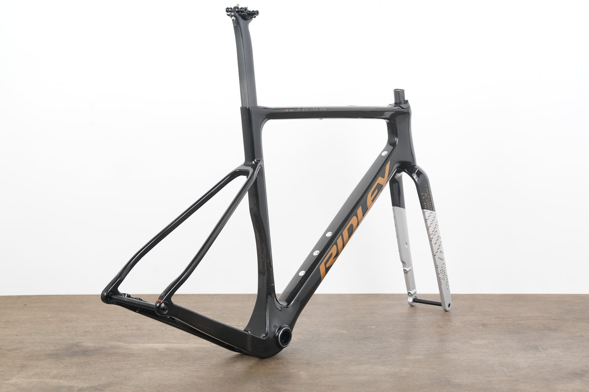 NEW TAKE-OFF 2025 56cm Ridley ASTR RS UDH Carbon Disc Brake Gravel Frameset