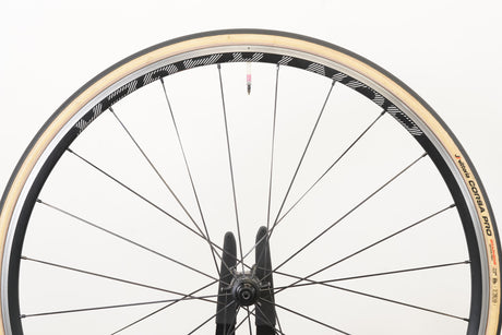 Bontrager Paradigm Elite Alloy Tubeless Clincher Rim Wheelset Shimano 11 Speed