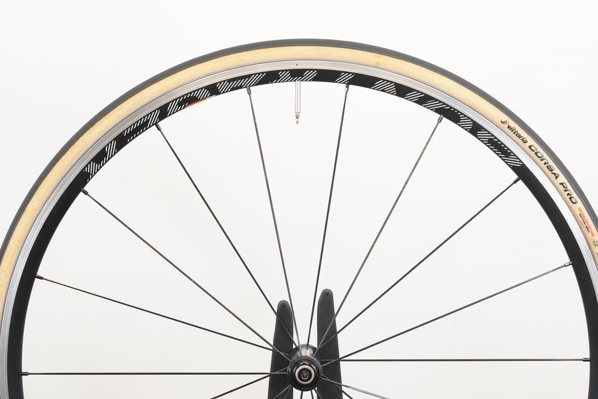 Bontrager Paradigm Elite Alloy Tubeless Clincher Rim Wheelset Shimano 11 Speed