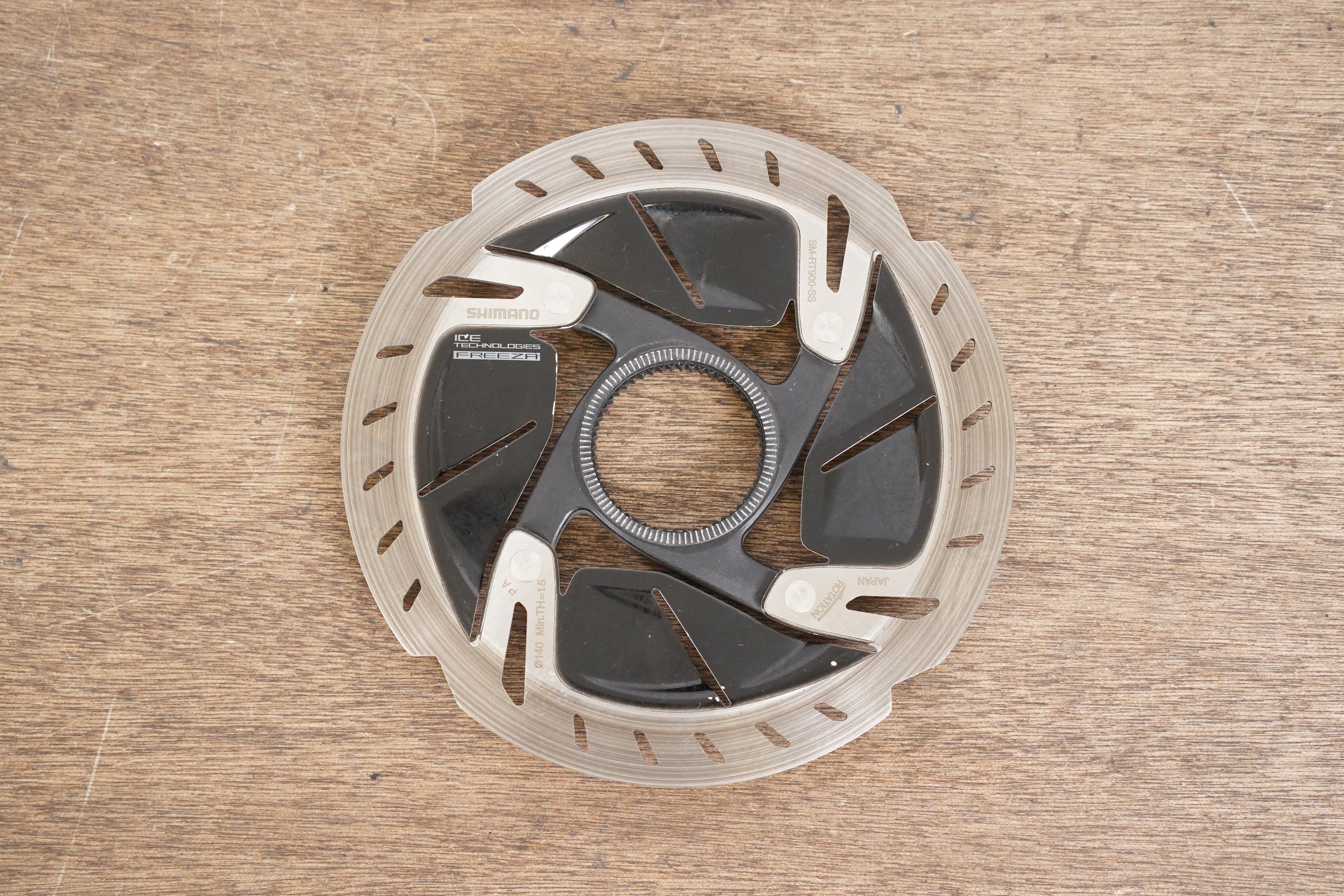 2) 140mm Shimano Dura-Ace SM-RT900-SS Center Lock Disc Brake